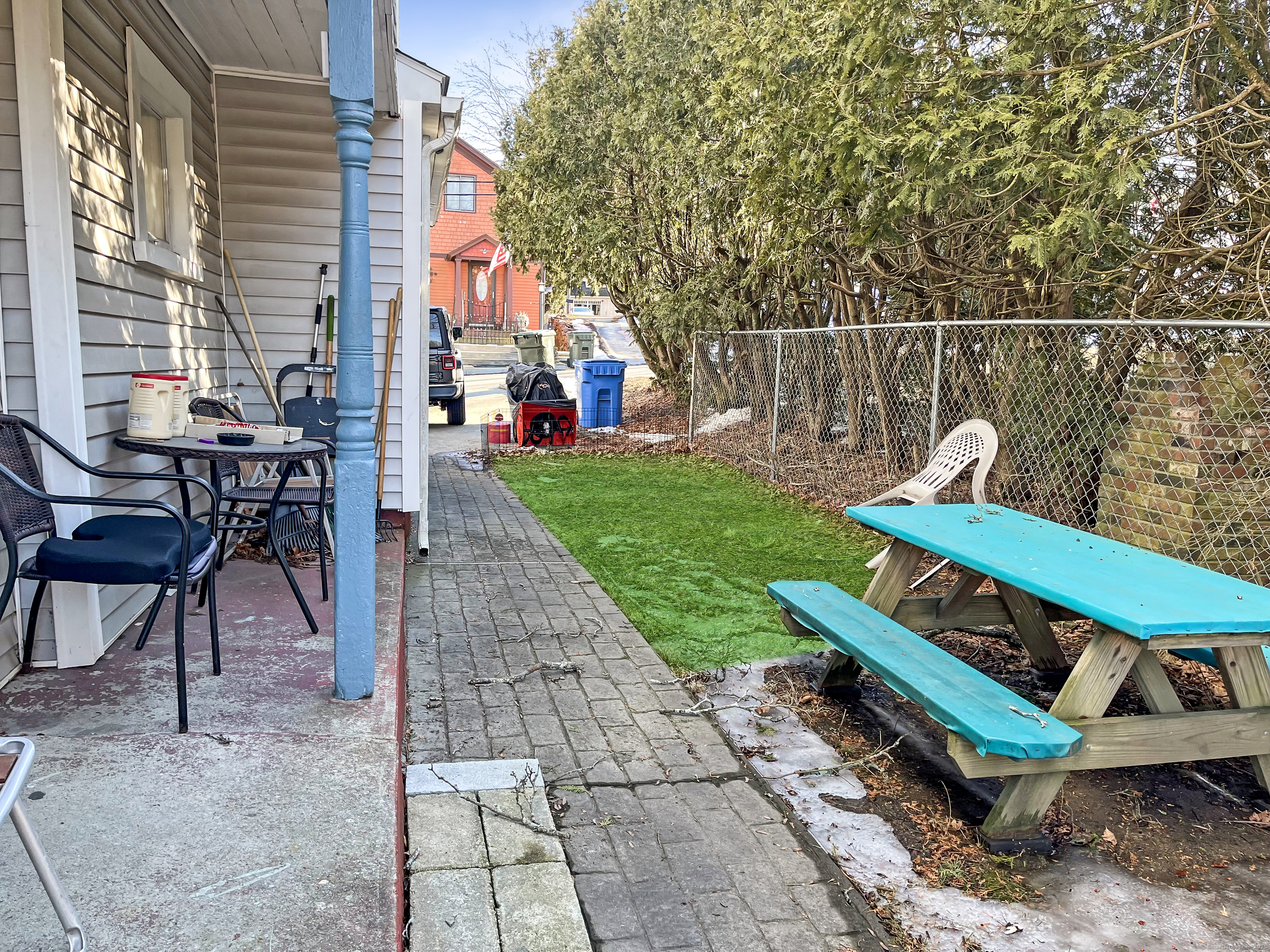 11 Alice Street Property Photo 6