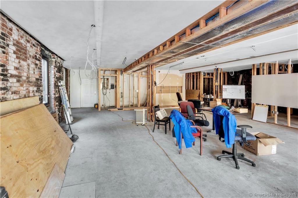 9 Church Street Property Photo 7