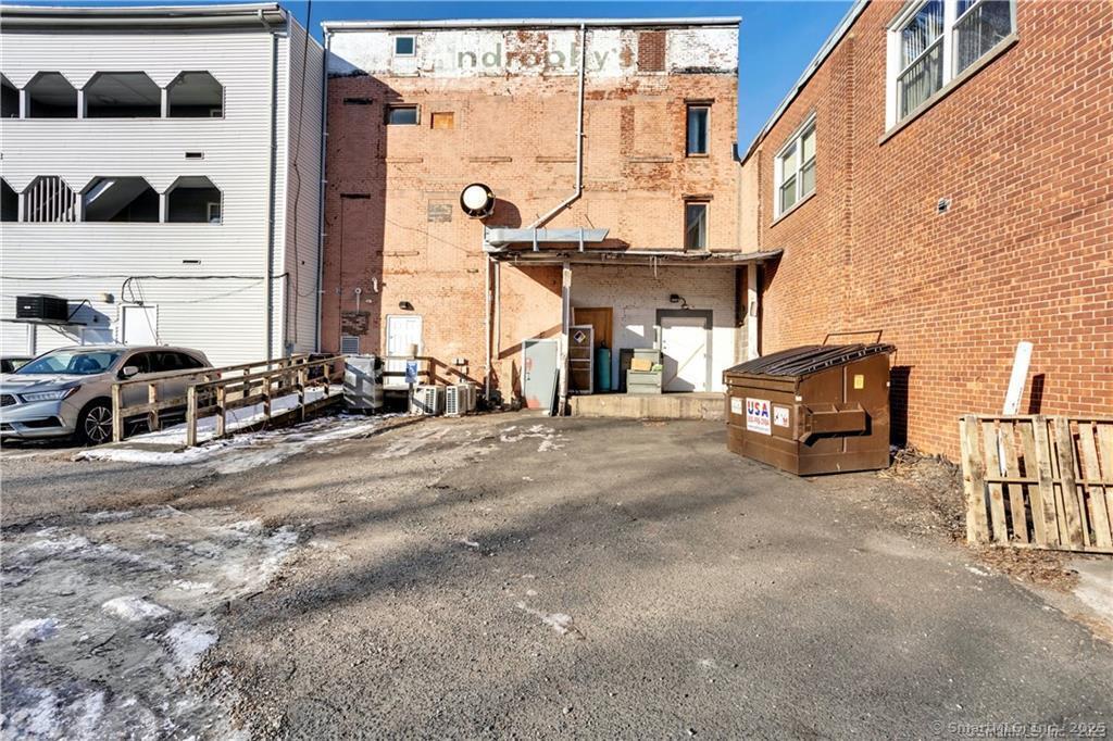9 Church Street Property Photo 14
