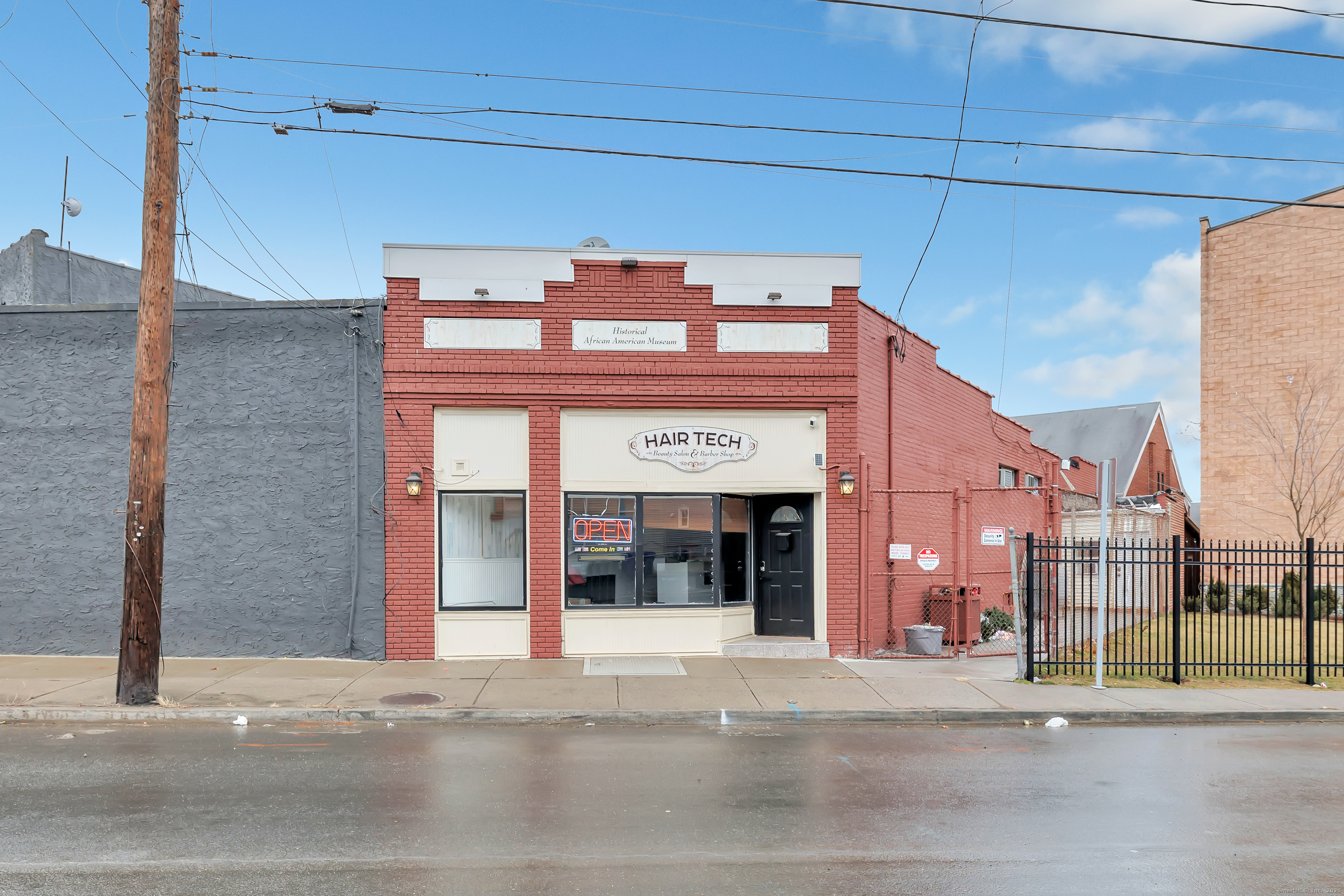 6 Woodward Avenue Property Photo 1