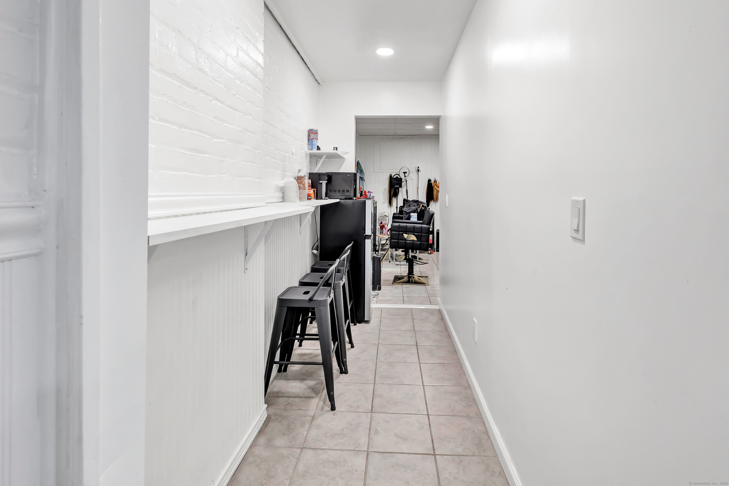6 Woodward Avenue Property Photo 11