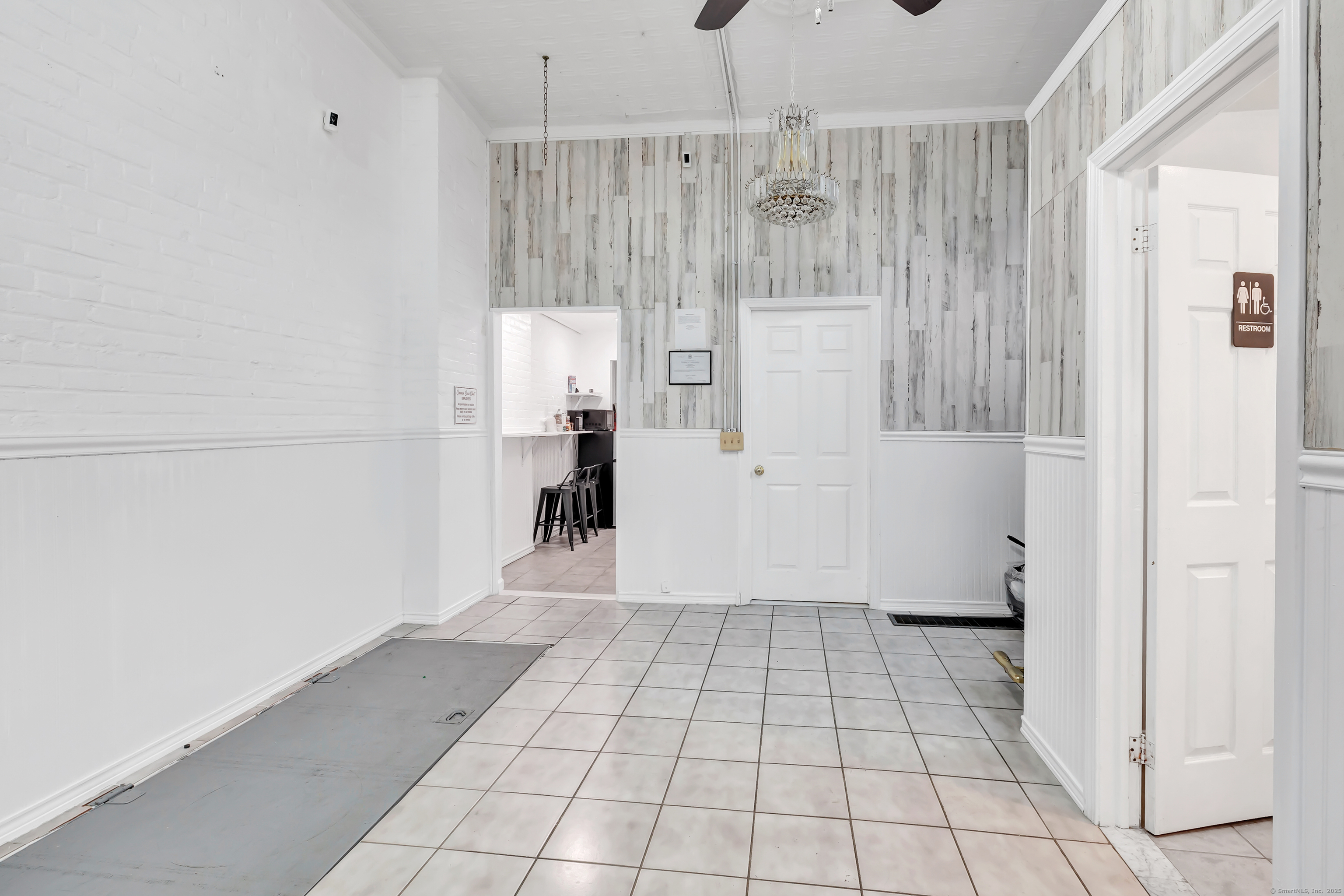 6 Woodward Avenue Property Photo 12