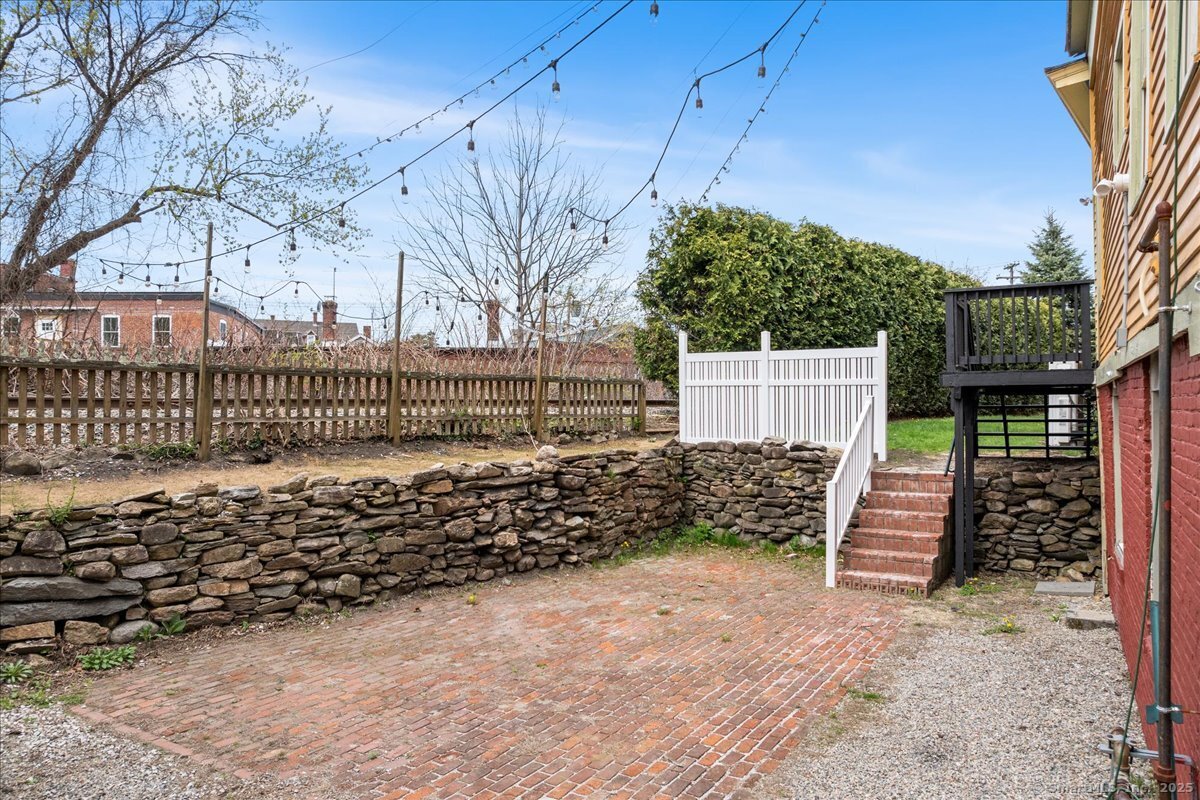 21 Furnace Street Property Photo 7