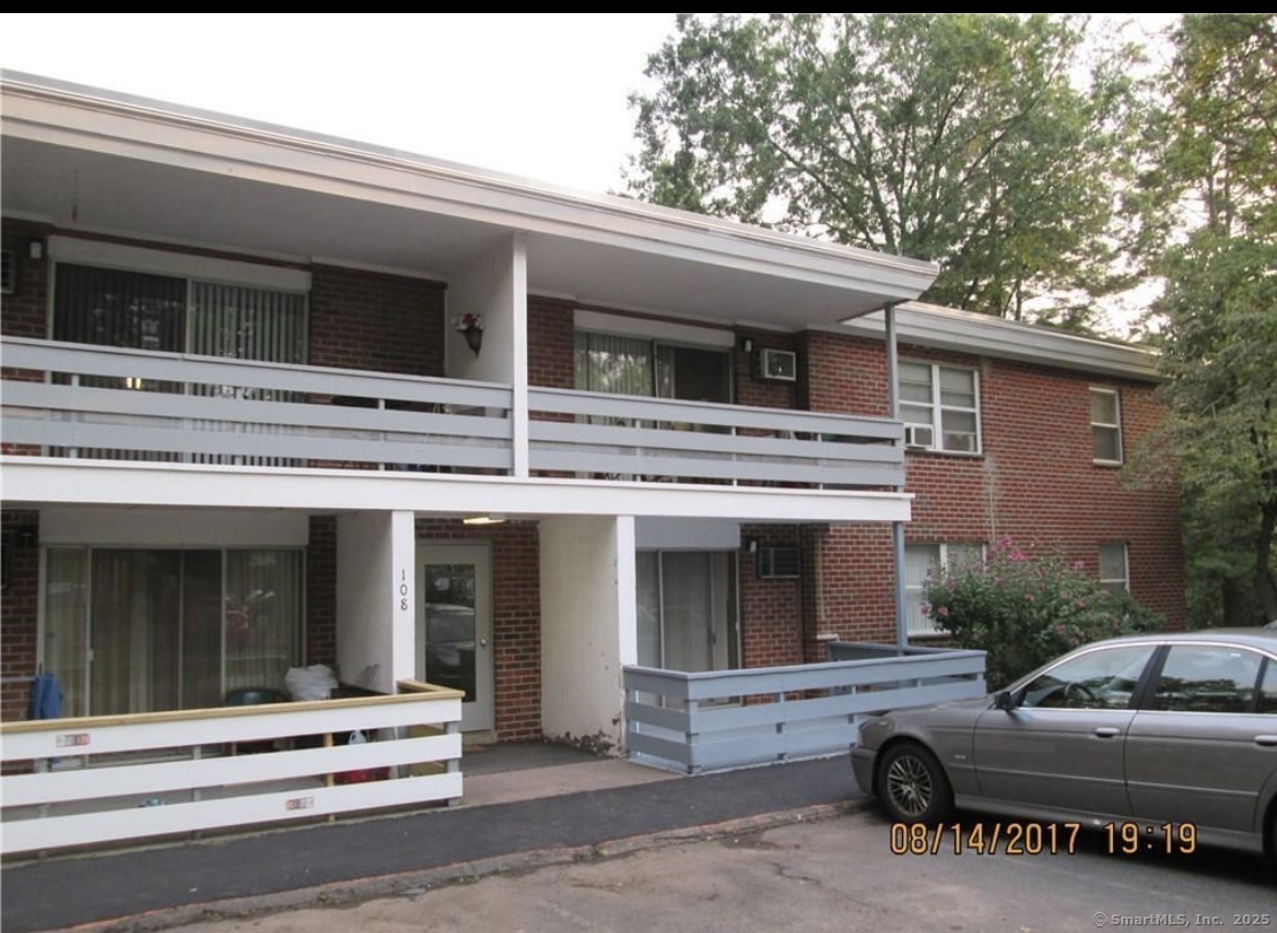 24081300 Property Photo 1