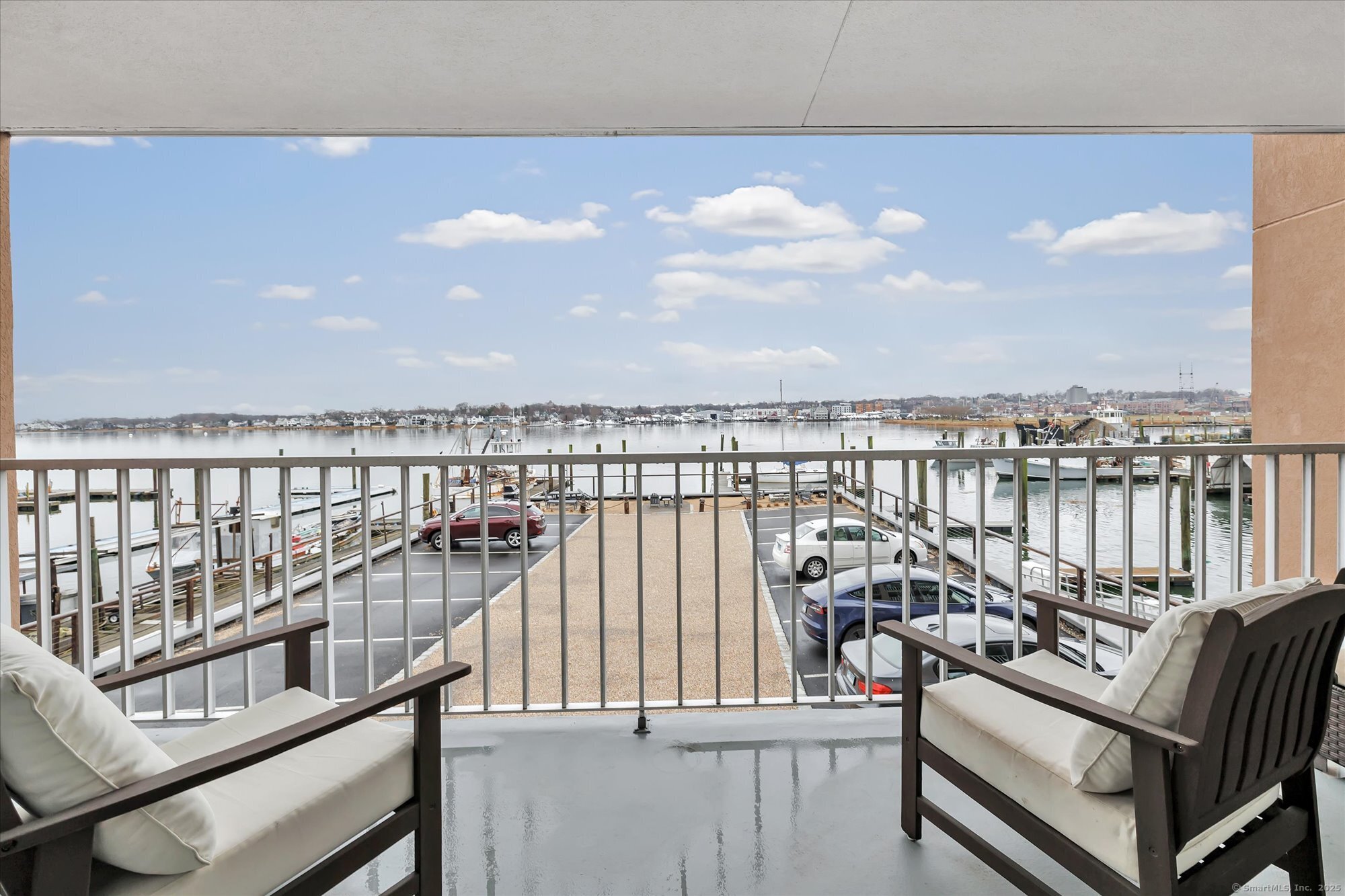 26 Cove Apt 2d Avenue Property Photo 1