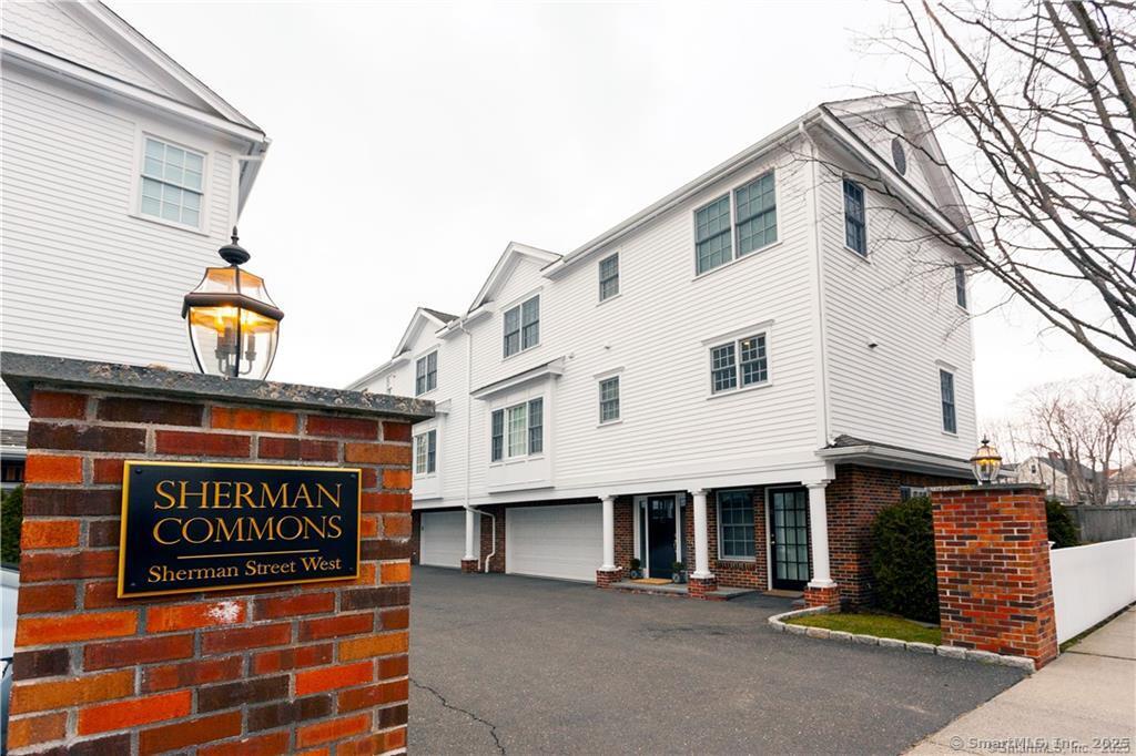 53 Sherman West Street Property Photo 1