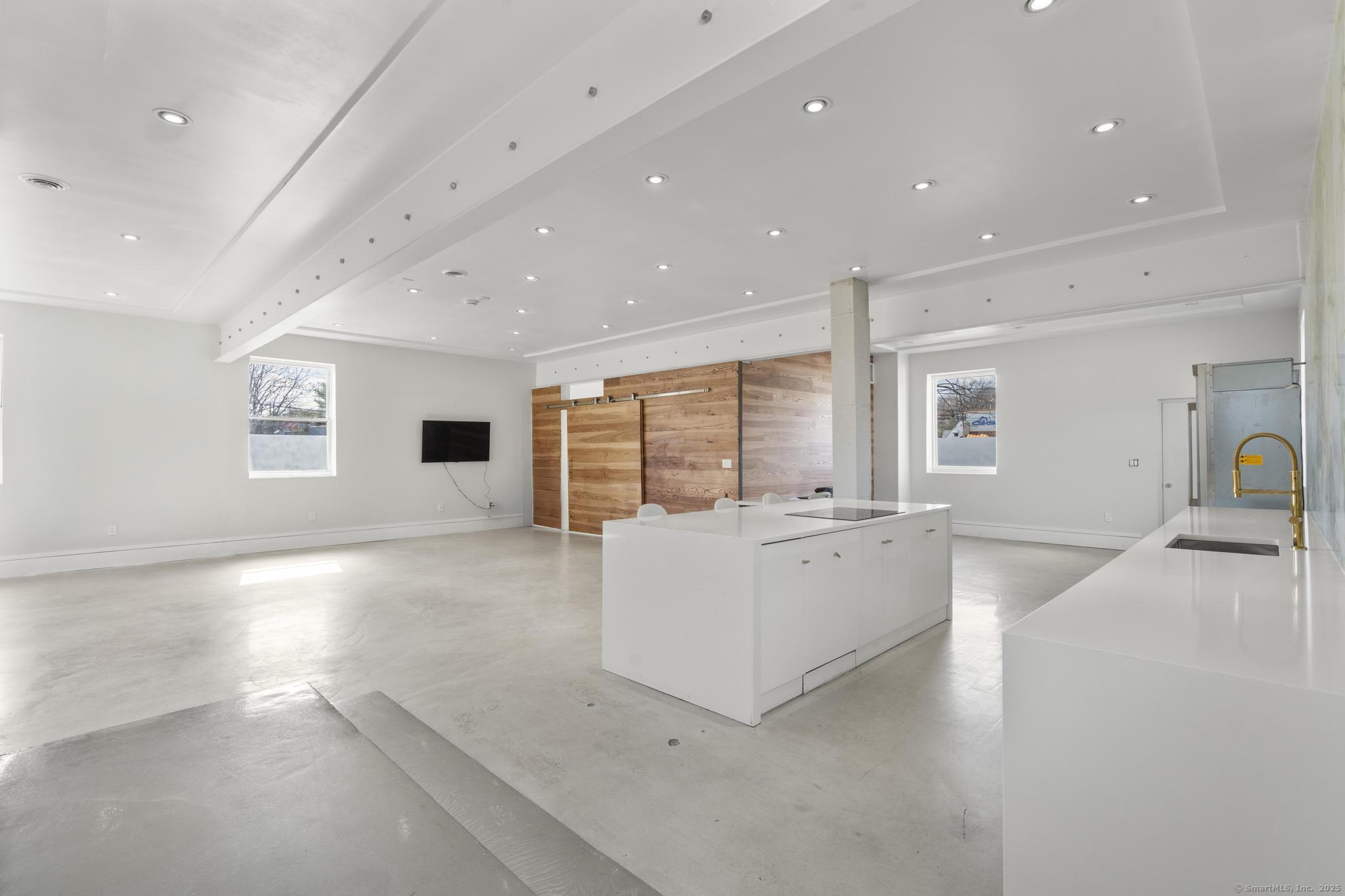 12 Victor Street Property Photo 16
