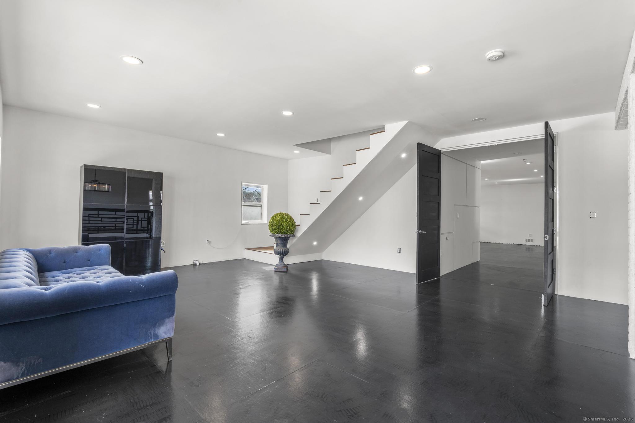 12 Victor Street Property Photo 23
