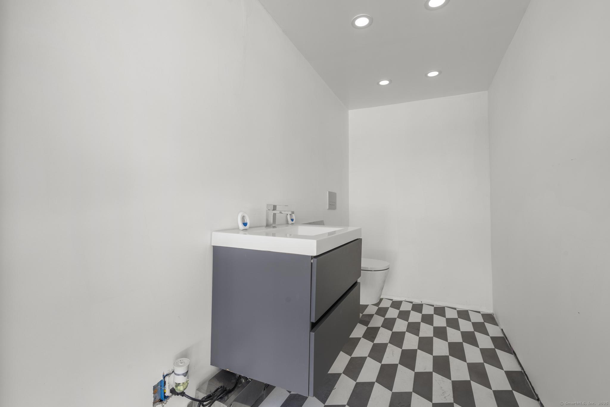 12 Victor Street Property Photo 32