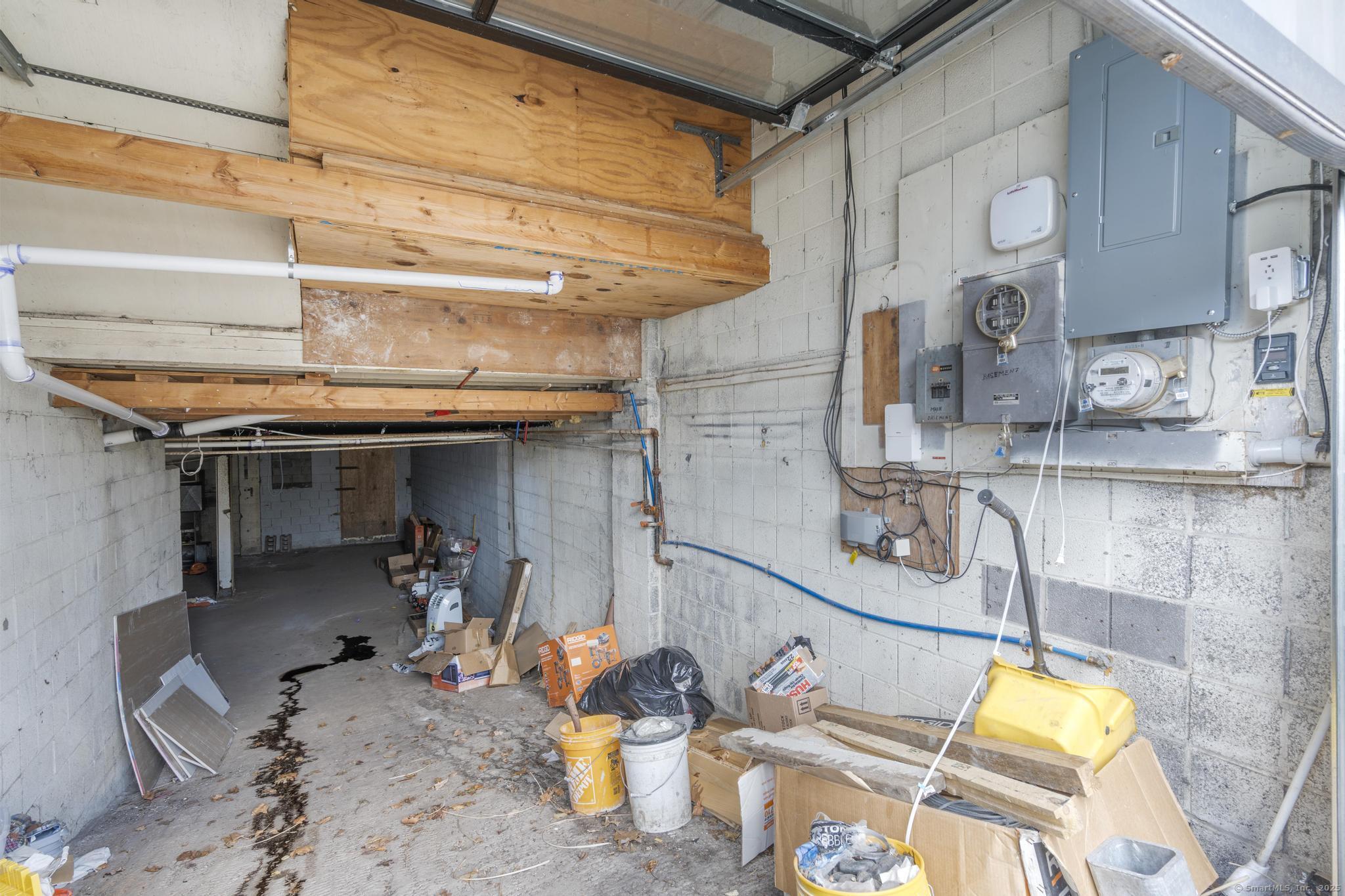 12 Victor Street Property Photo 33