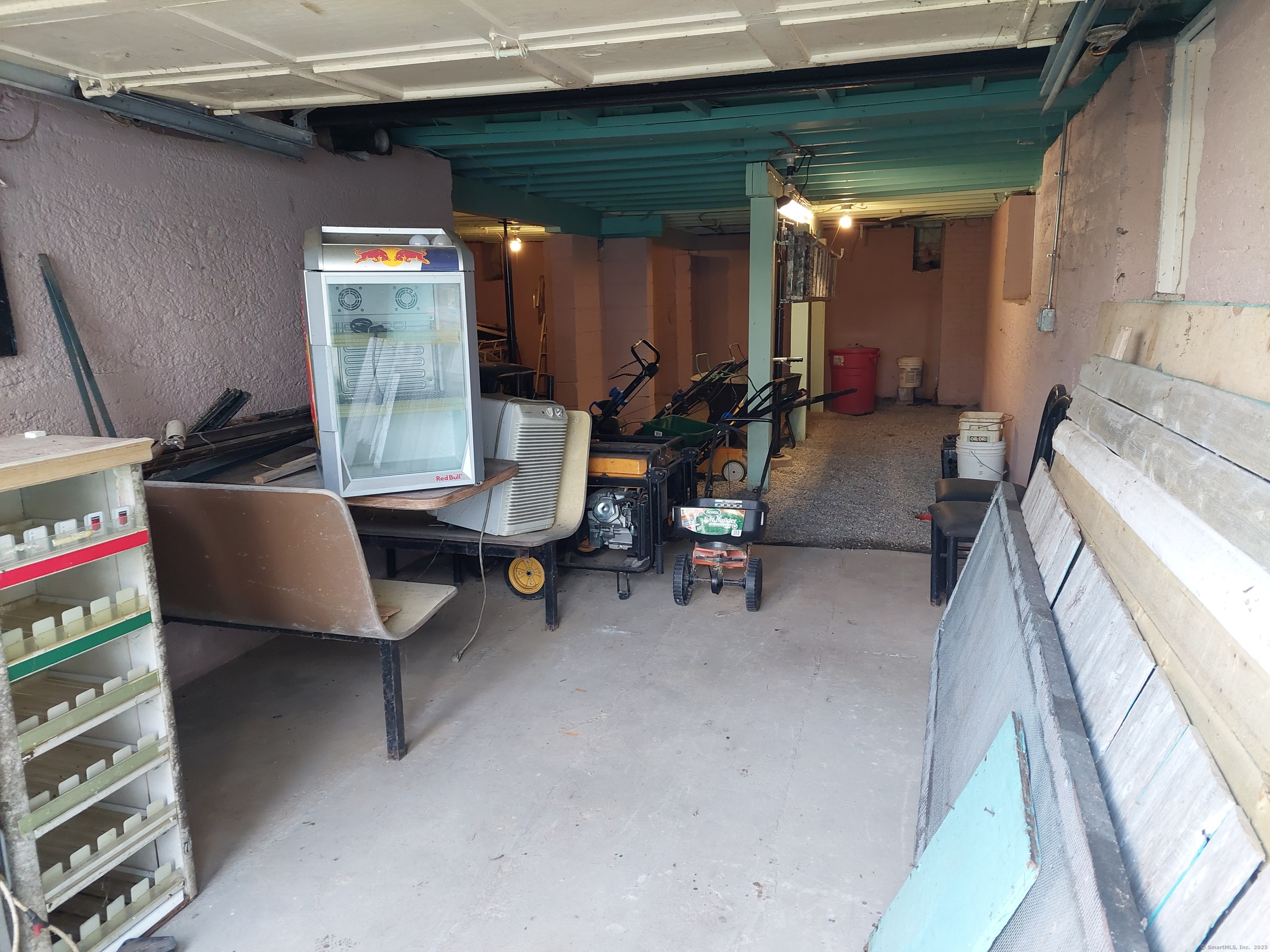 384 Main Street Property Photo 25