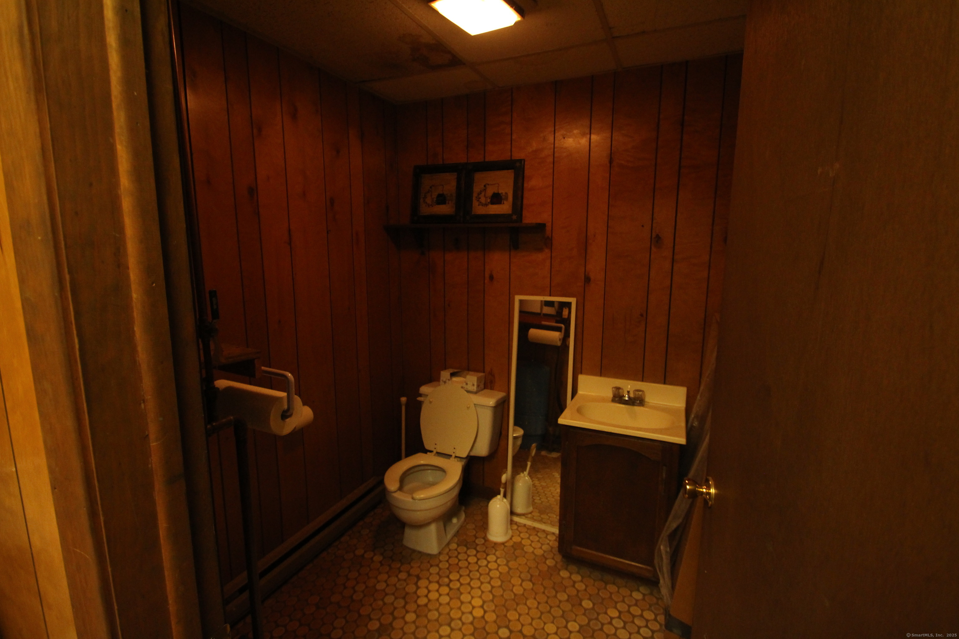 109 Westchester Road Property Photo 9