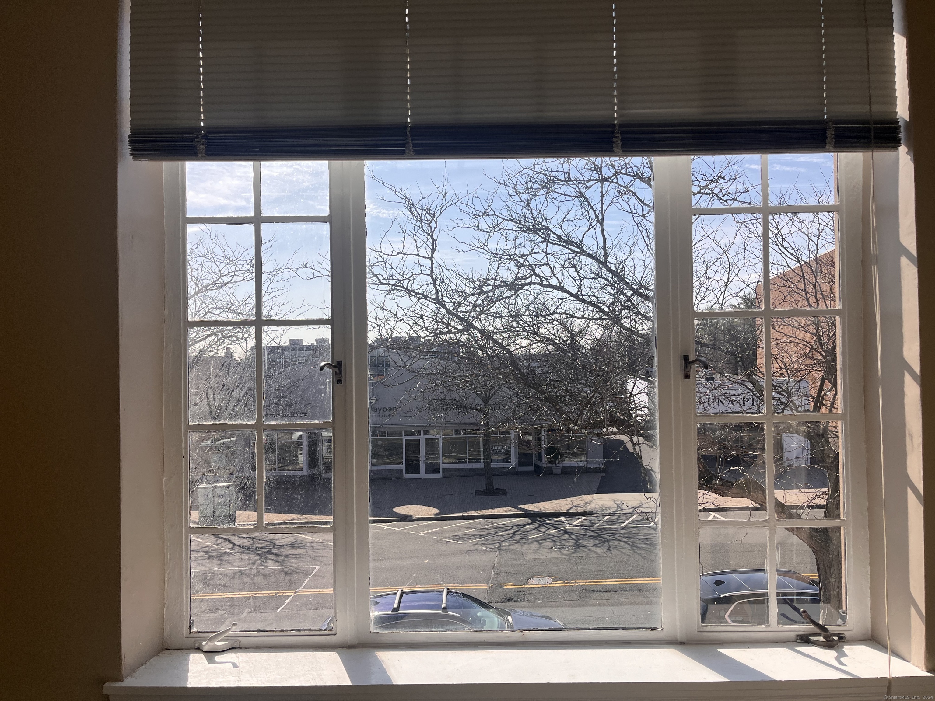 998 Farmington Suite 201 Avenue Property Photo 1