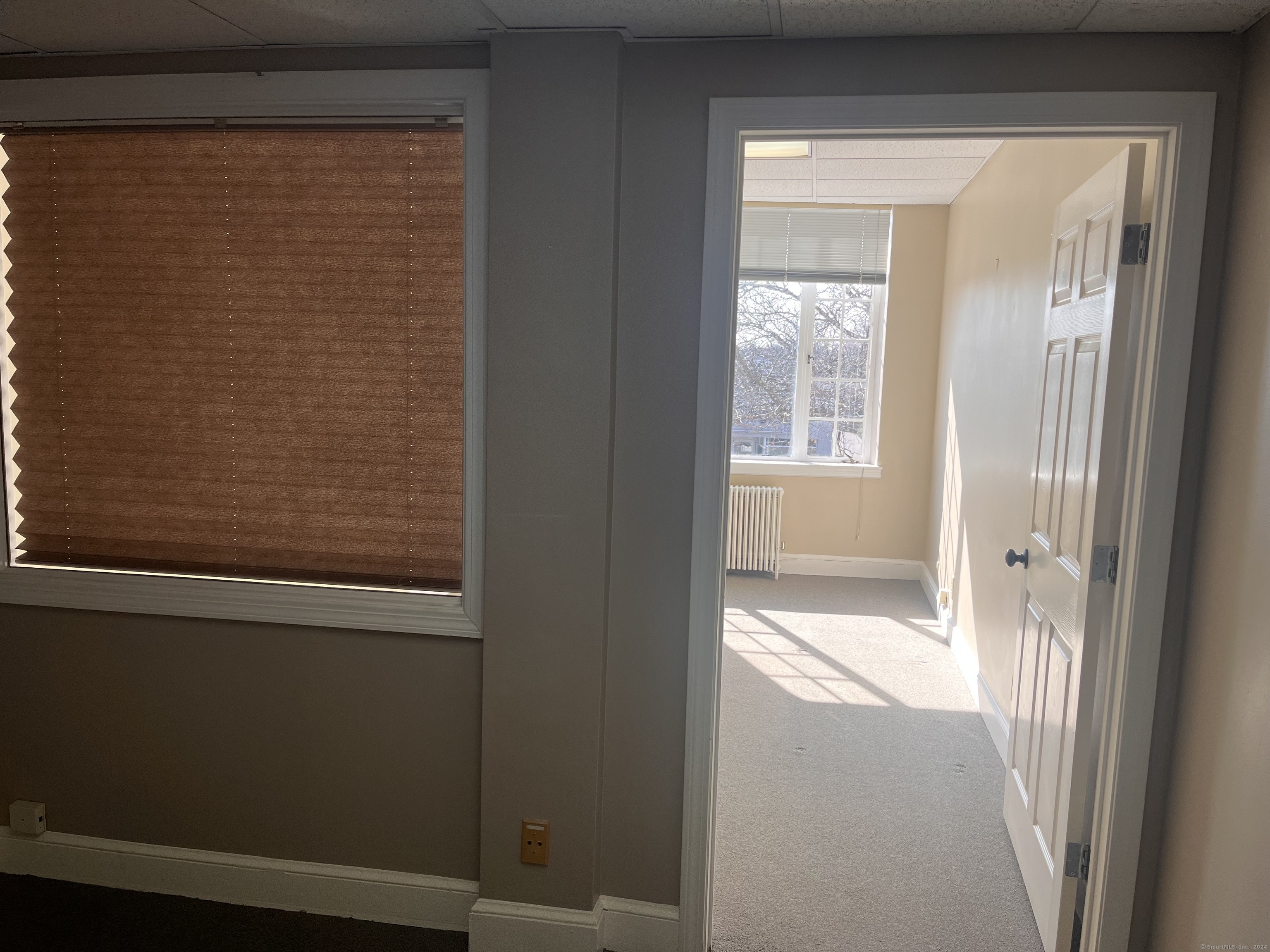 998 Farmington Suite 201 Avenue Property Photo 2