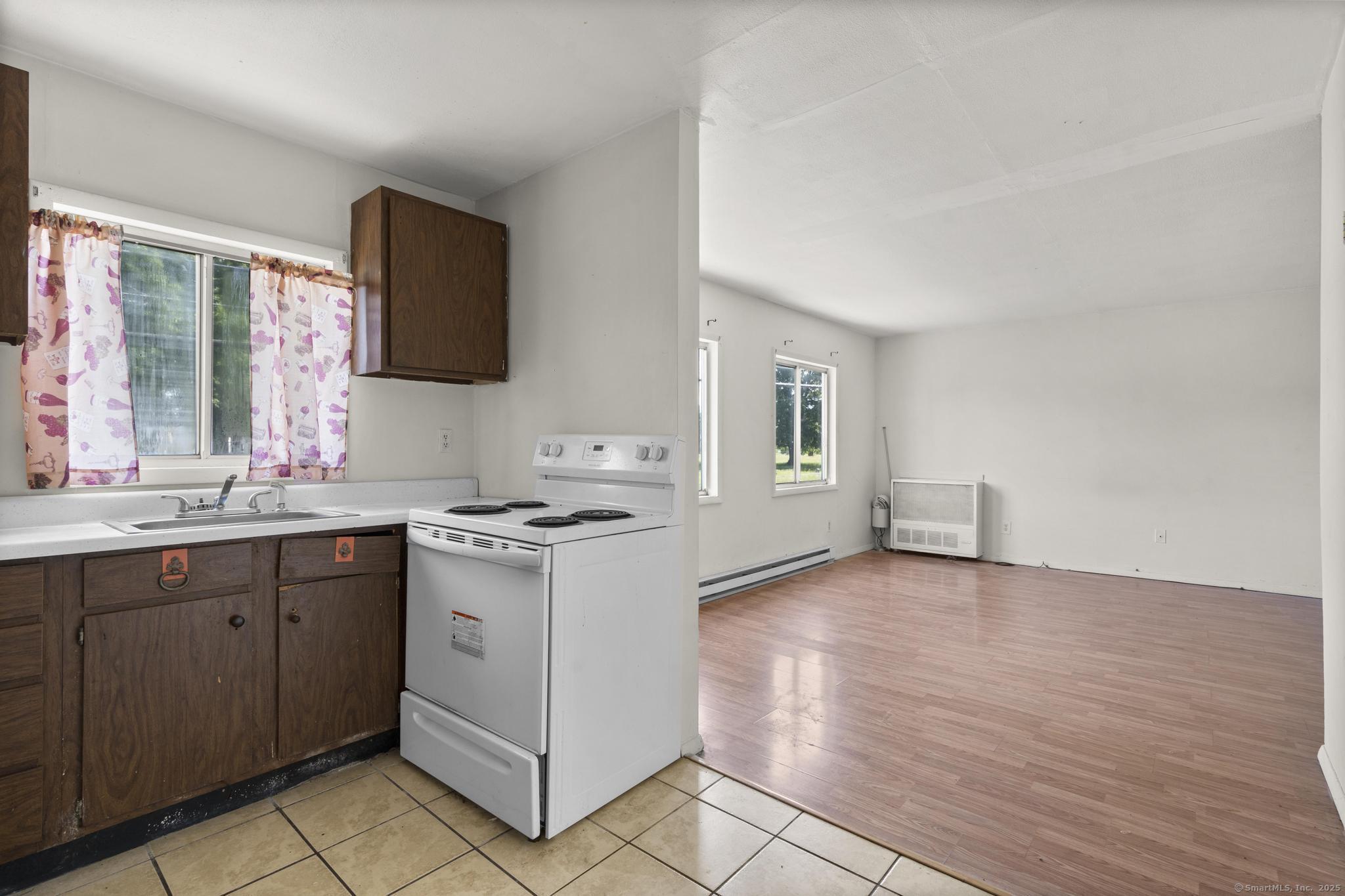 235 Hanover Street Property Photo 19