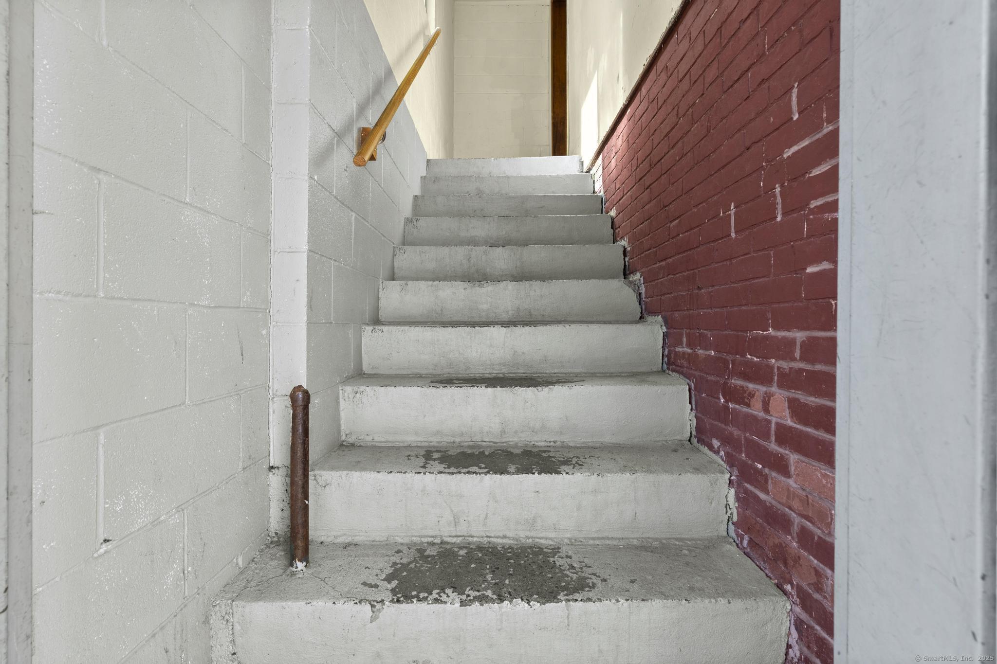 235 Hanover Street Property Photo 26