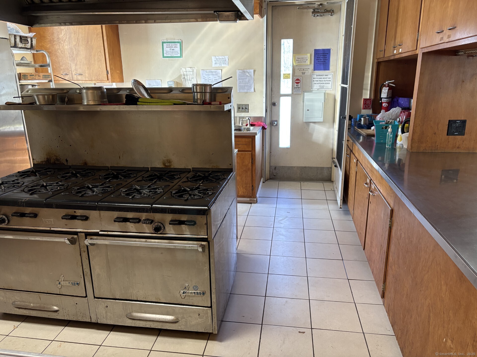 248 Broadway Property Photo 13