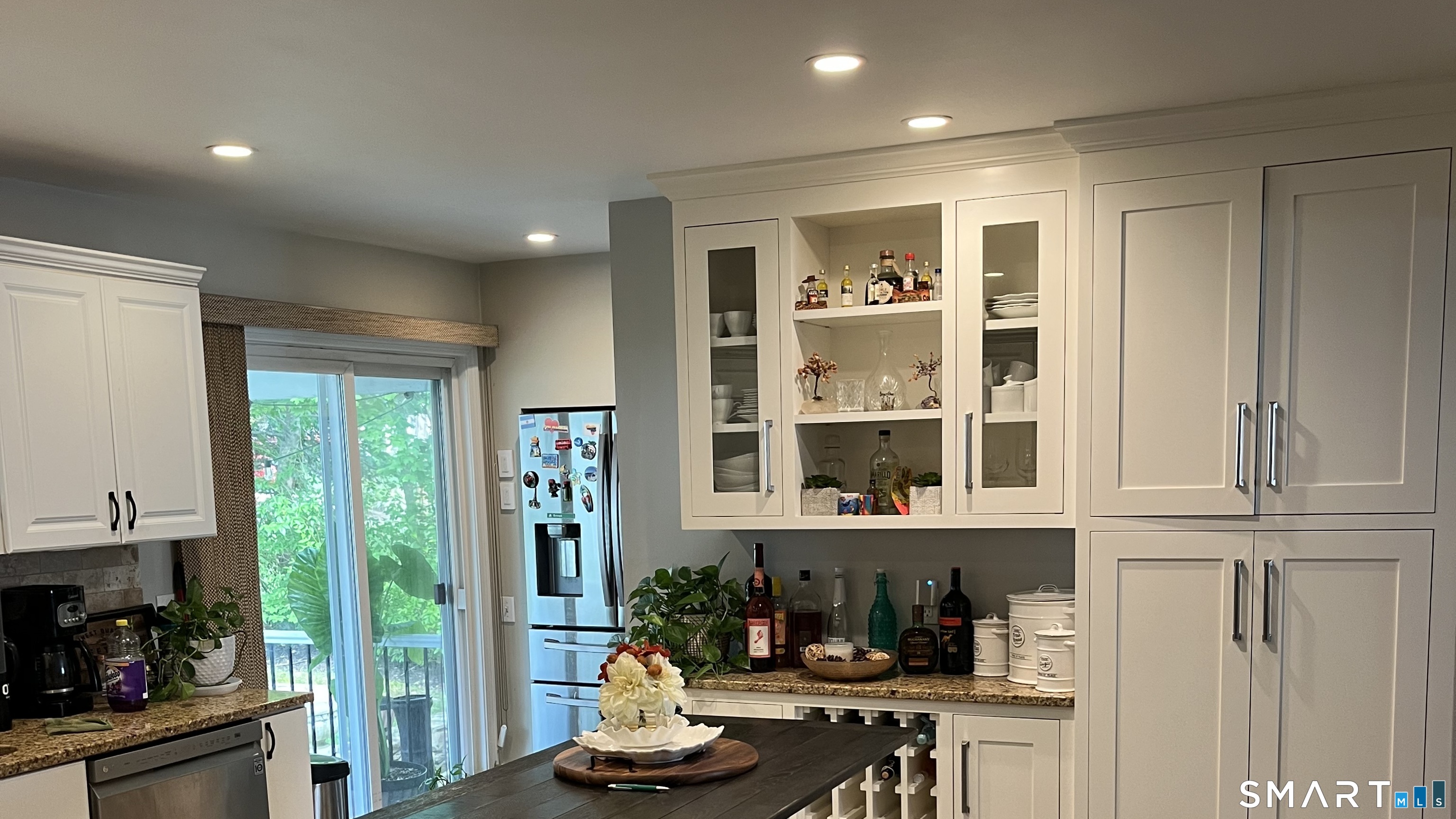 24084758 Property Photo 6