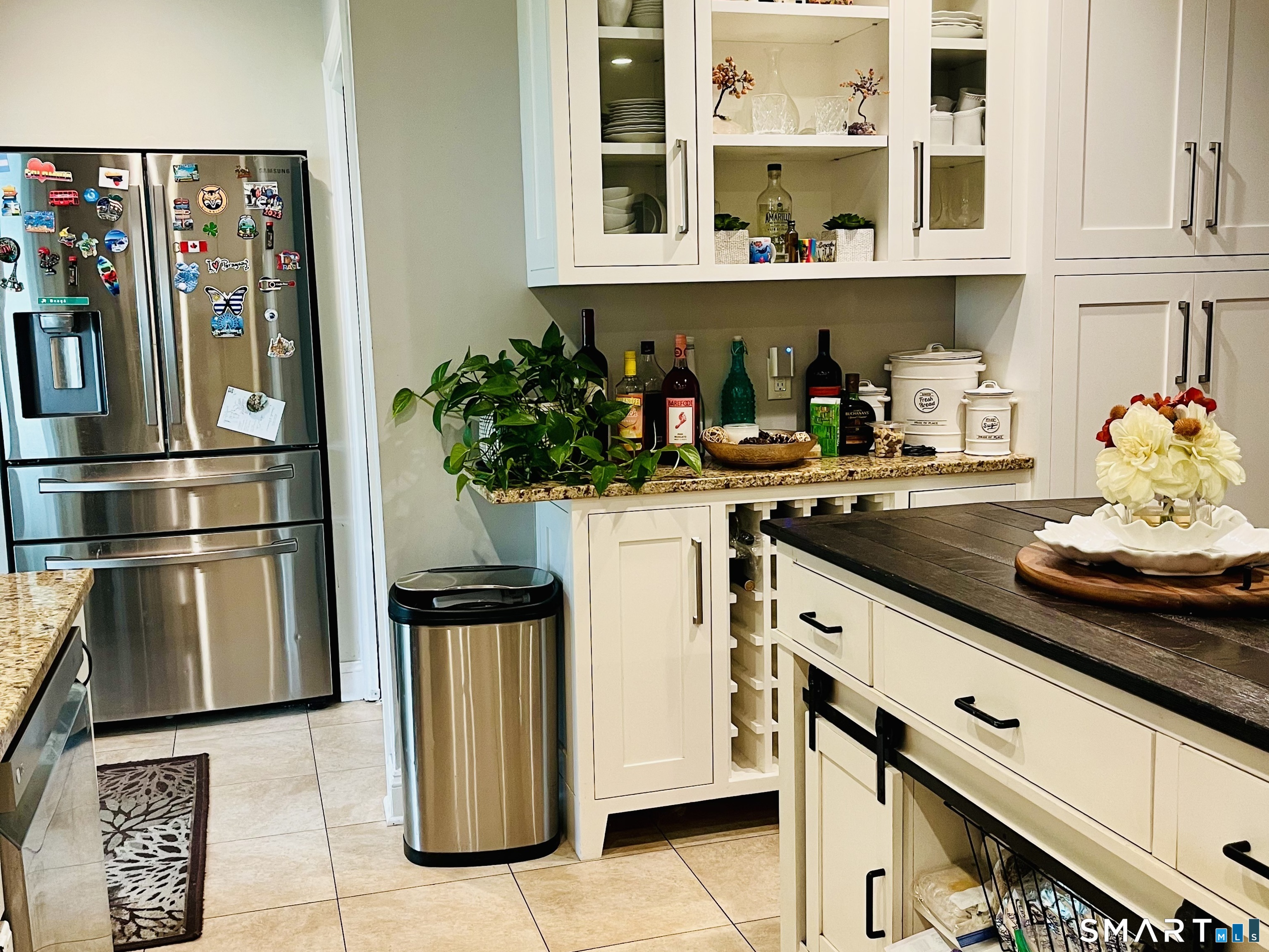 24084758 Property Photo 9