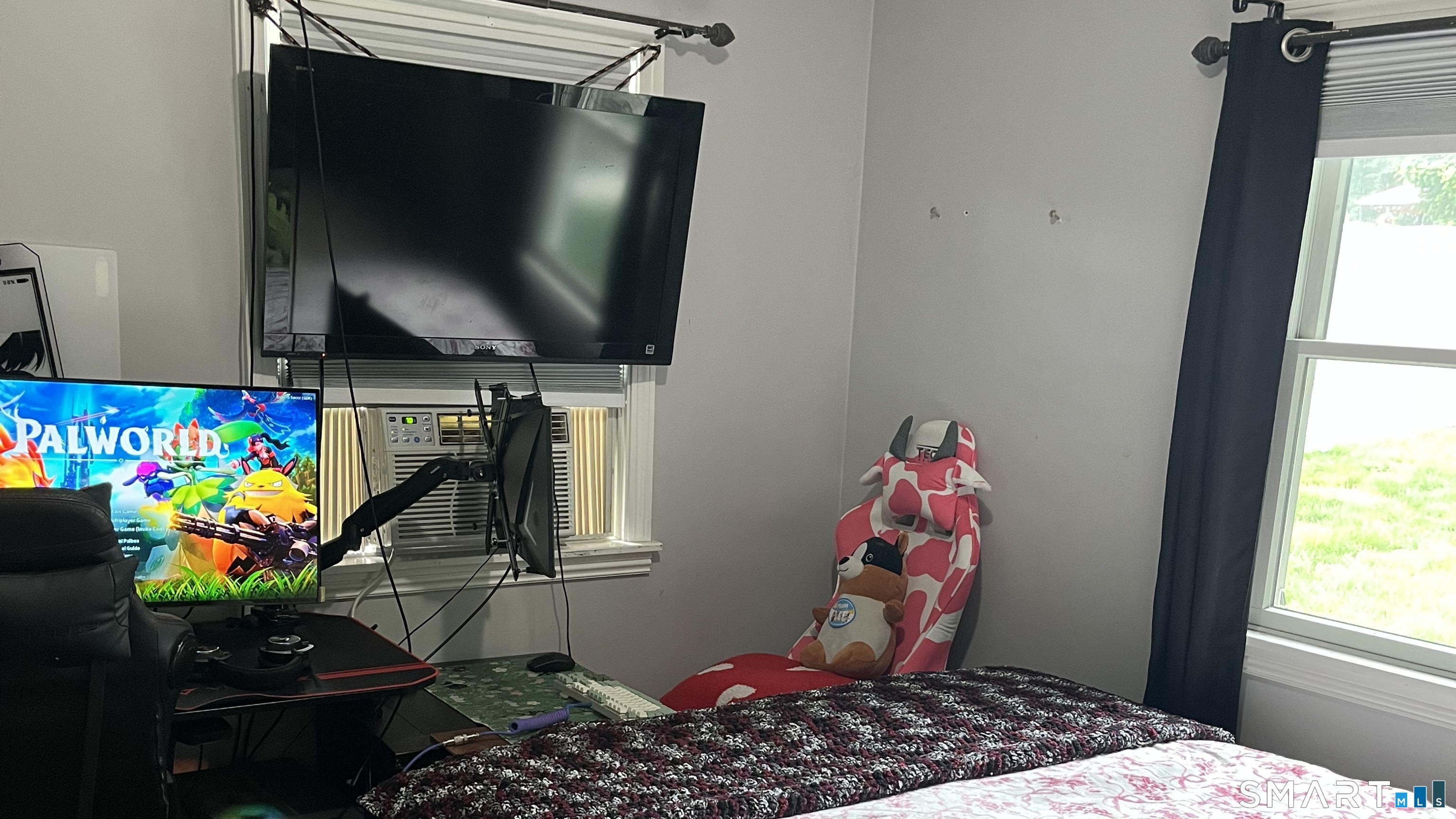 24084758 Property Photo 15
