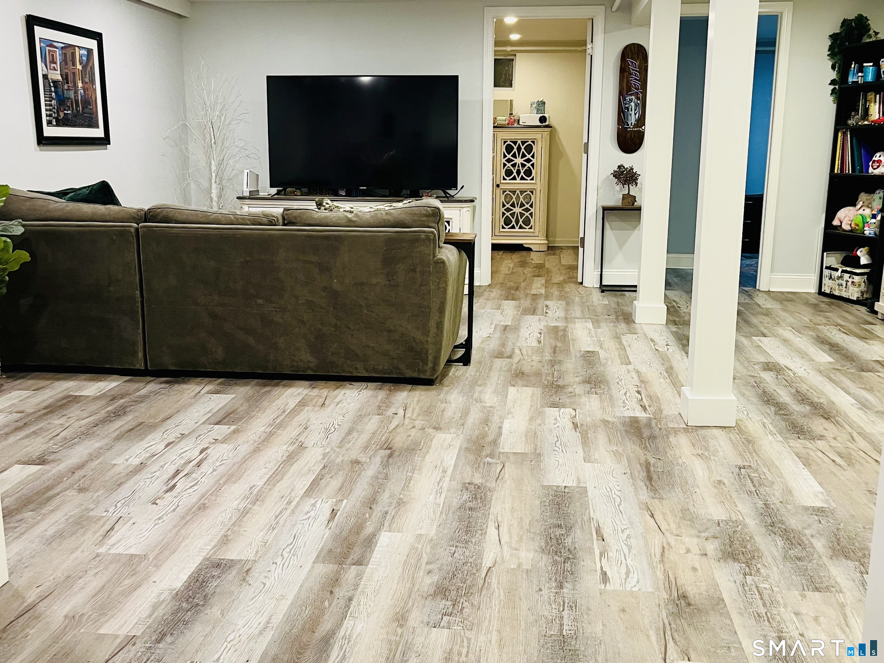 24084758 Property Photo 18