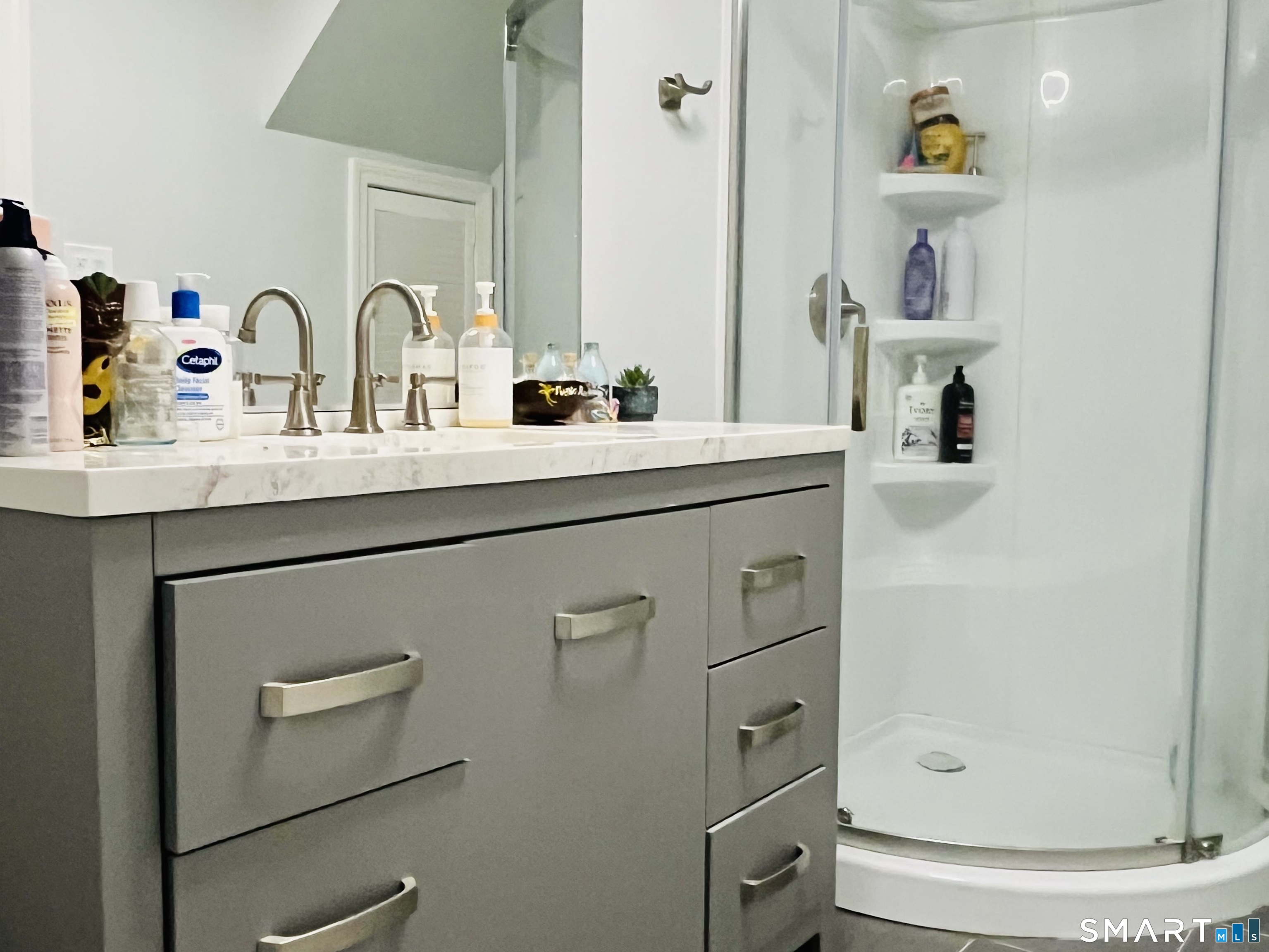 24084758 Property Photo 21
