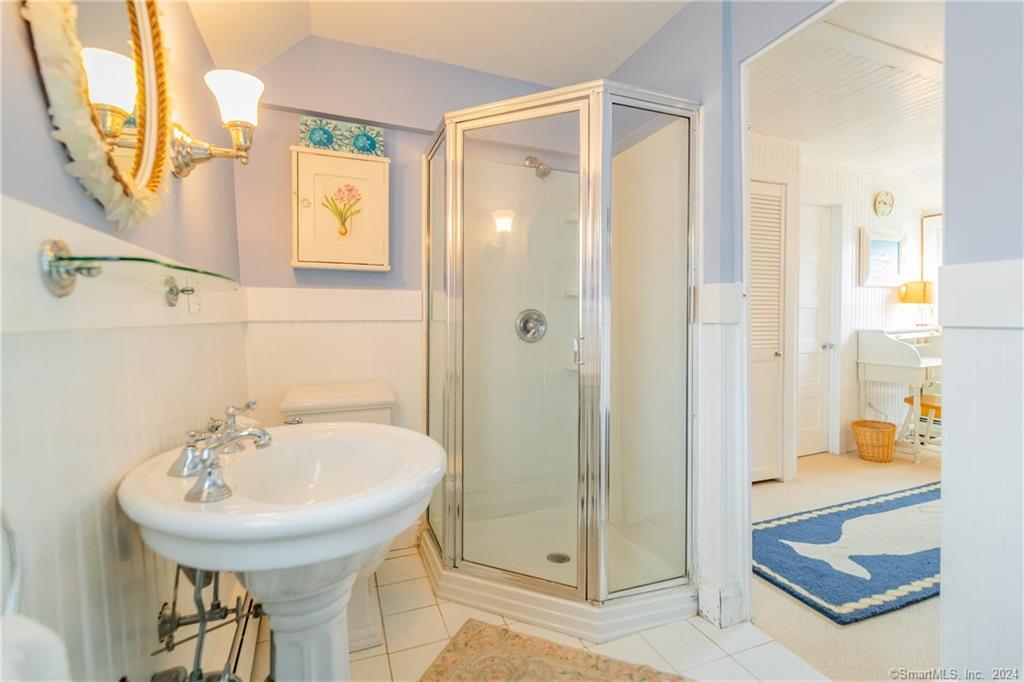 153 4th Avenue Property Photo 20