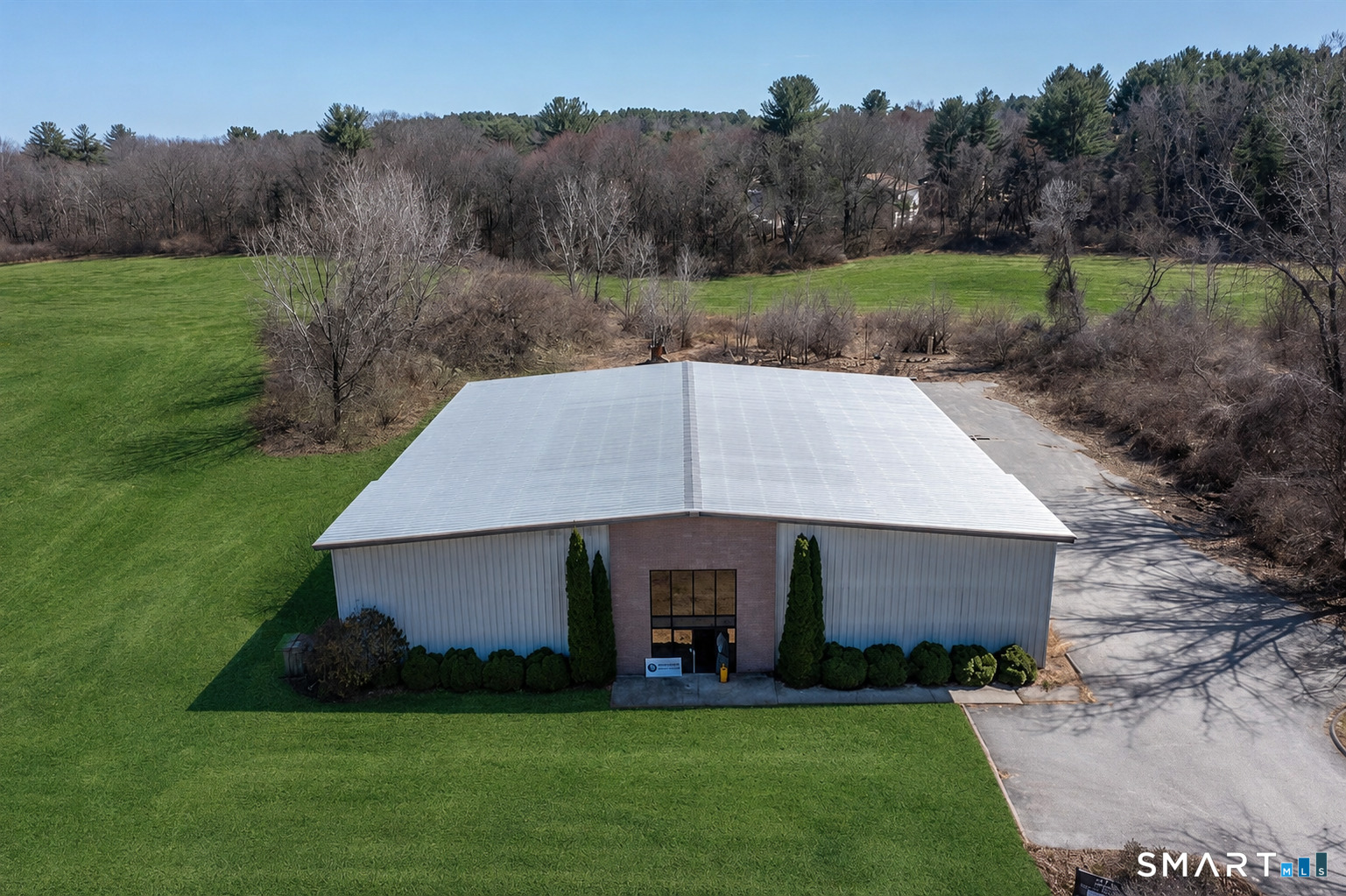 30 Crabtree Lane Property Photo 1