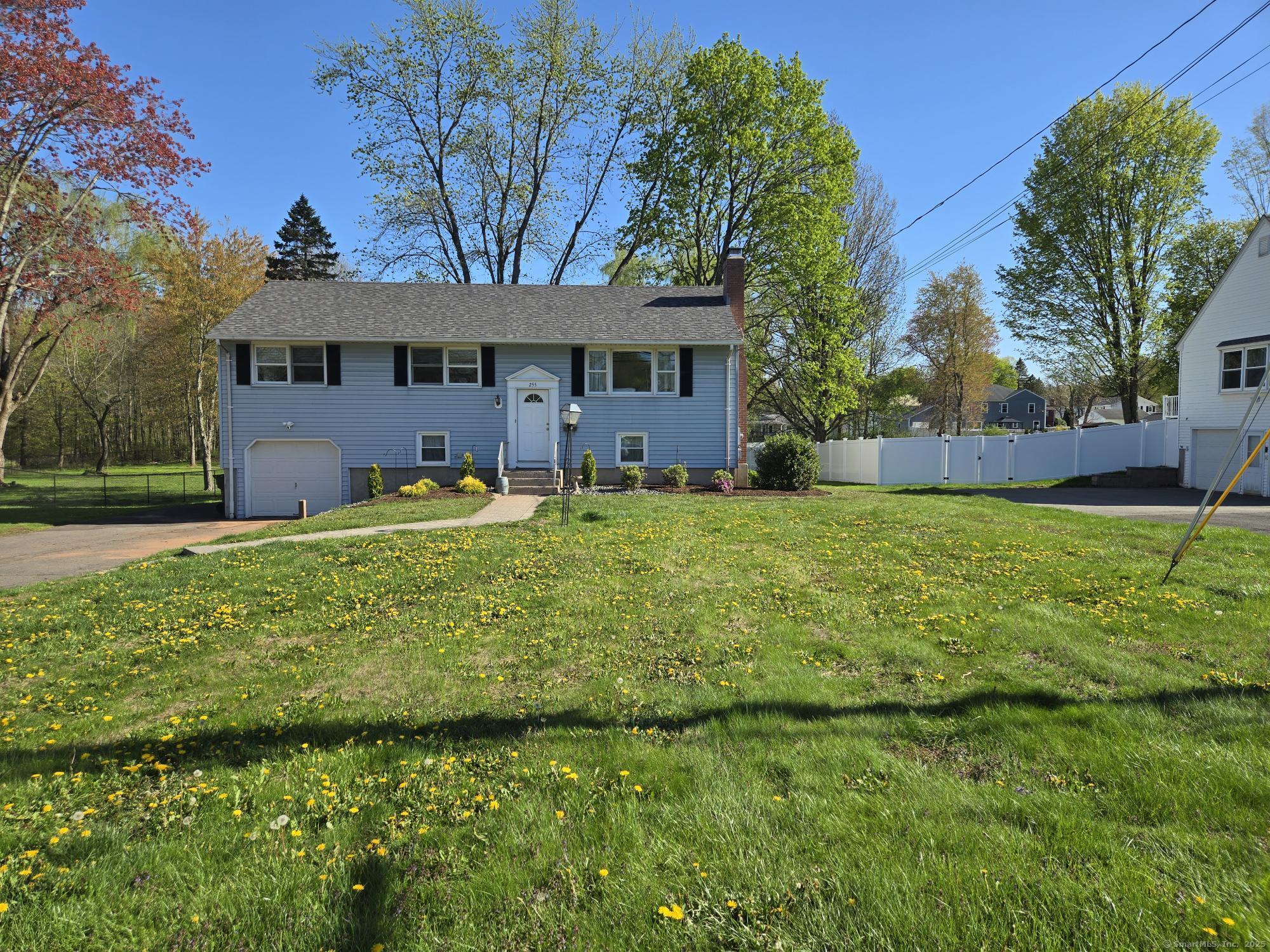 255 New Britain Avenue Property Photo 1