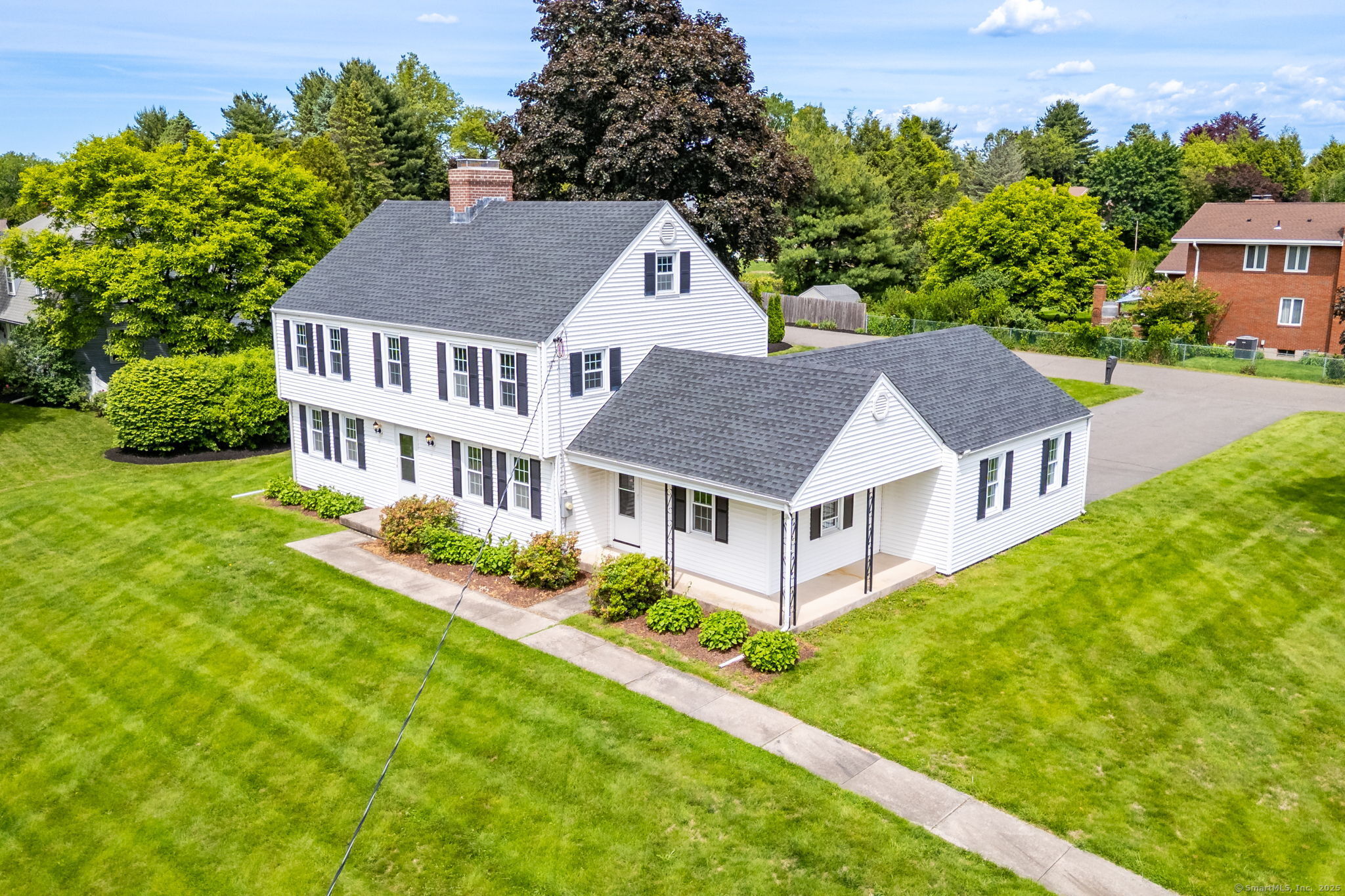 464 Highland Street Property Photo 1