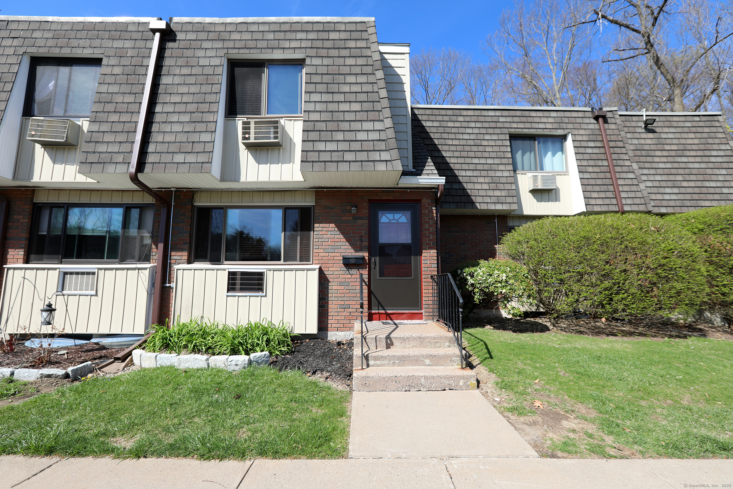 232 High Path 232 Road Property Photo 1