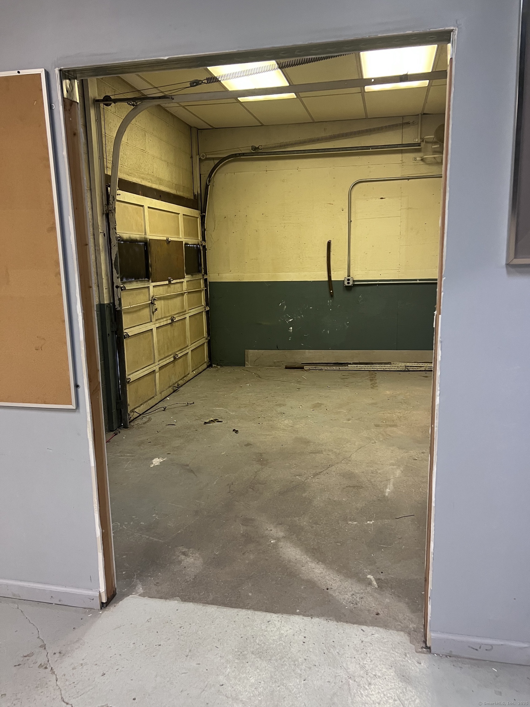 547 Center Street Property Photo 12