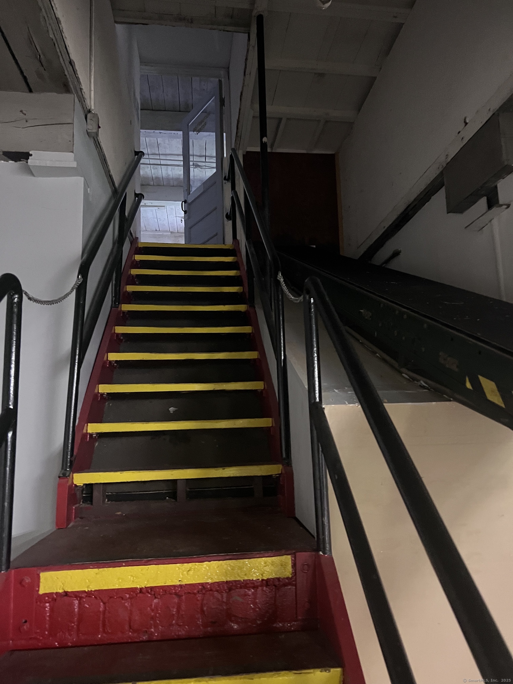 547 Center Street Property Photo 15
