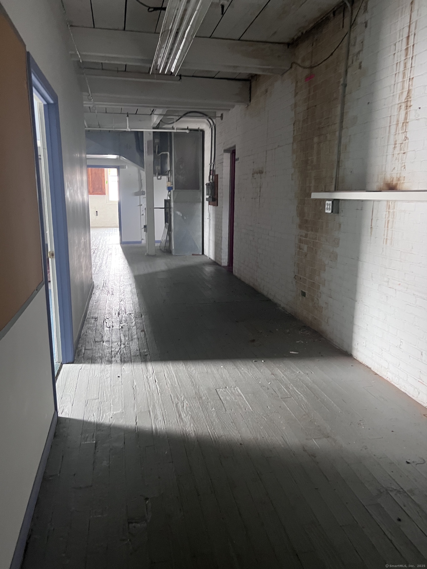 547 Center Street Property Photo 19