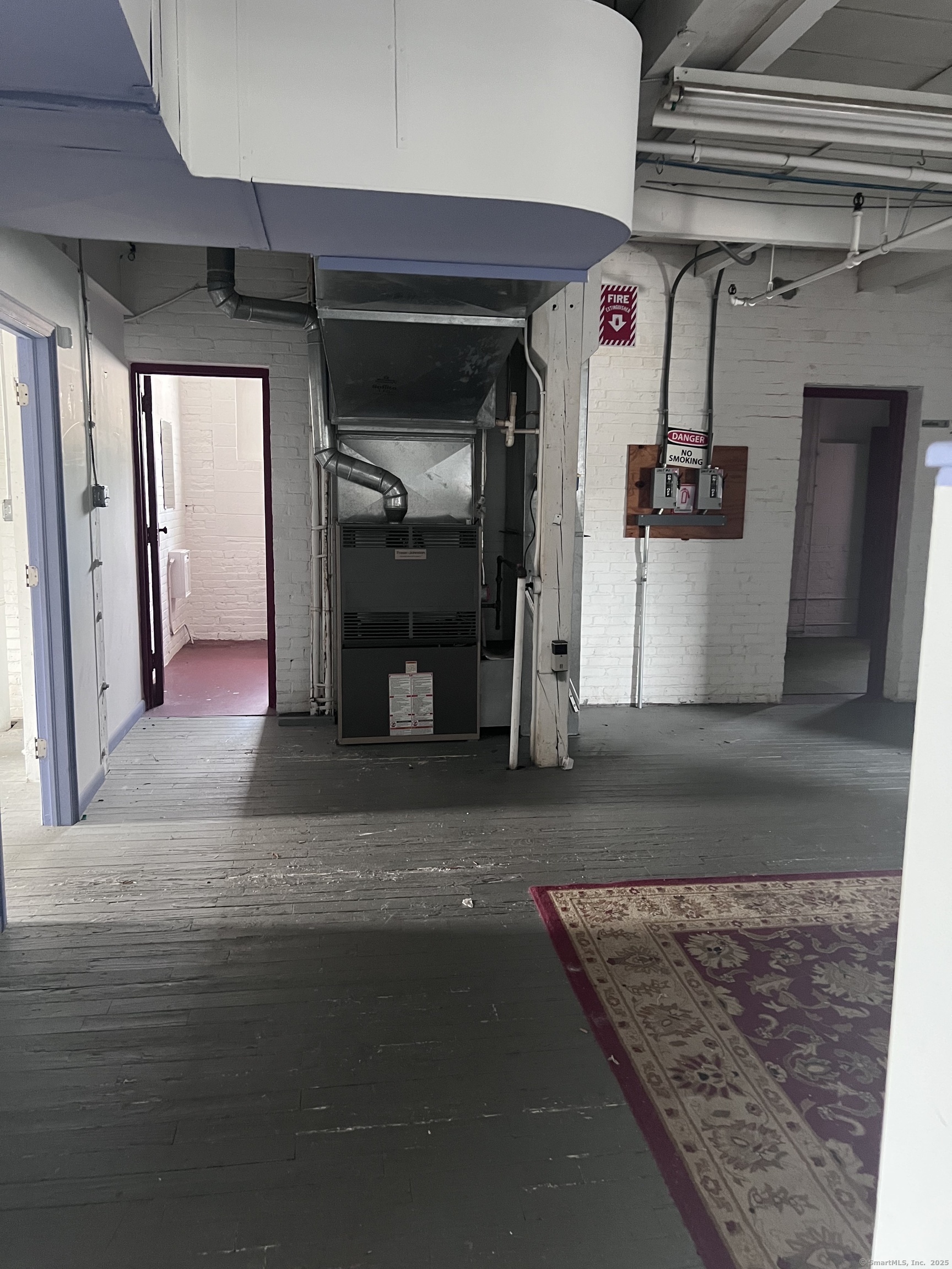 547 Center Street Property Photo 29