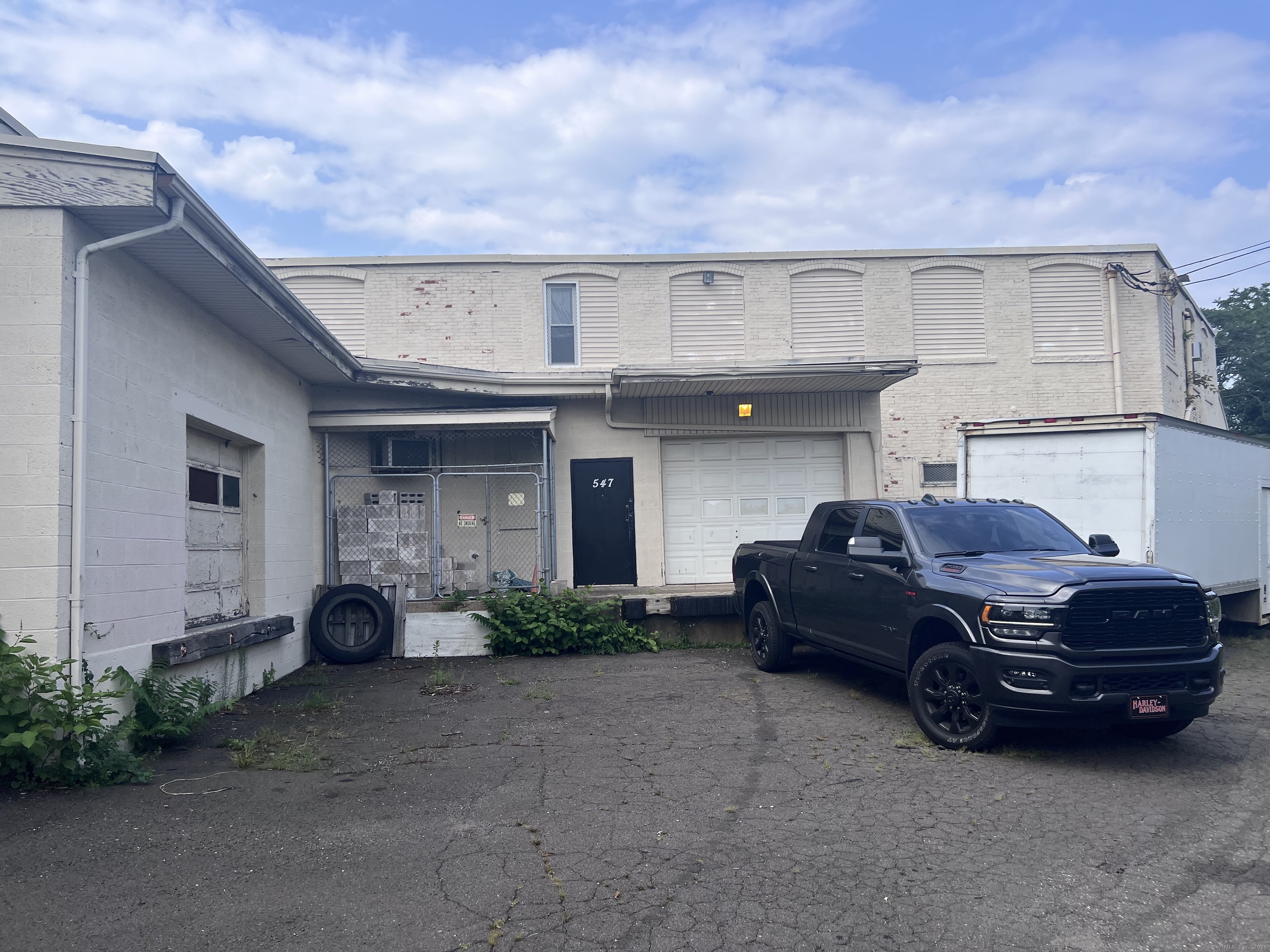 547 Center Street Property Photo 30