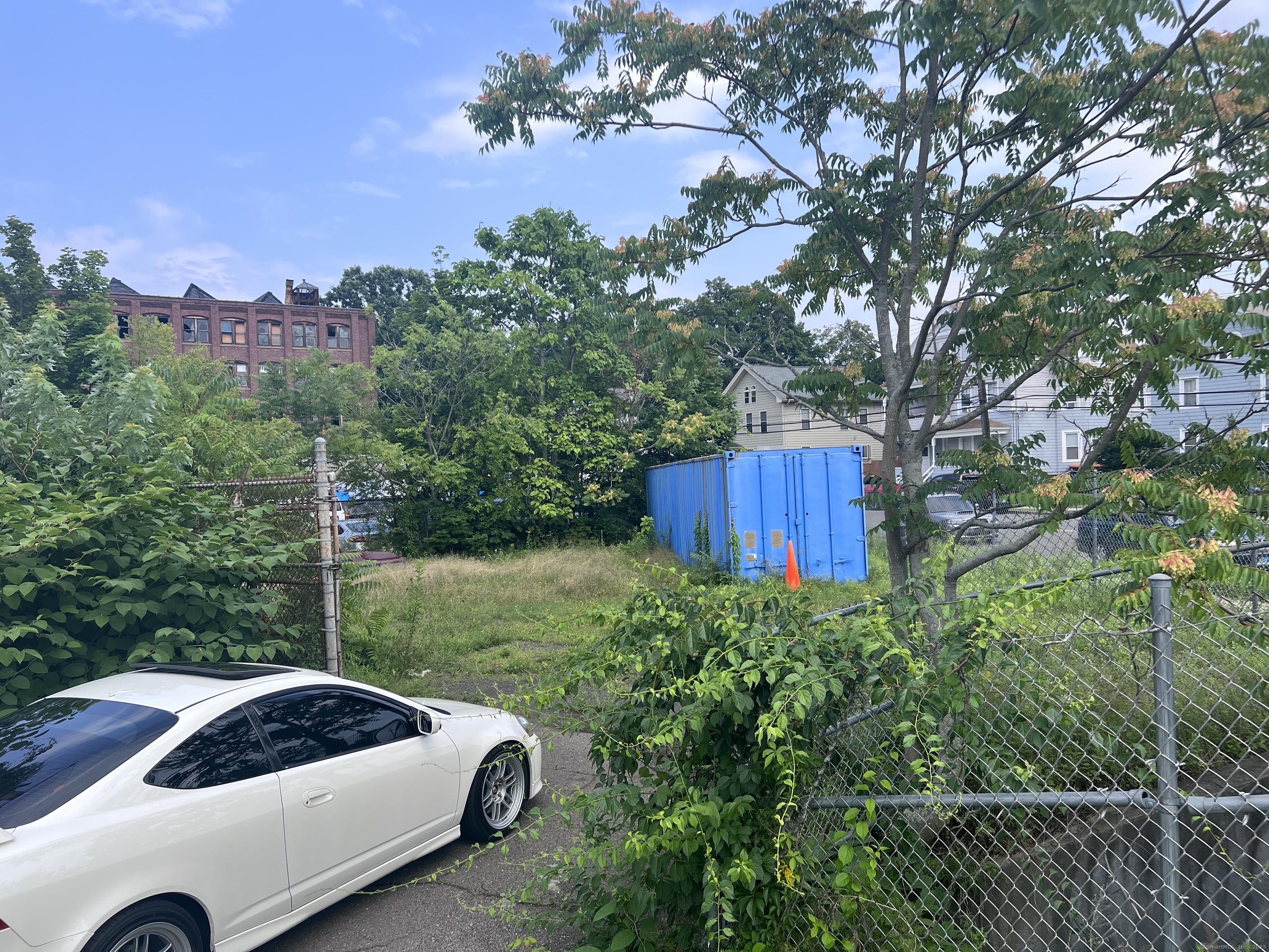 547 Center Street Property Photo 32