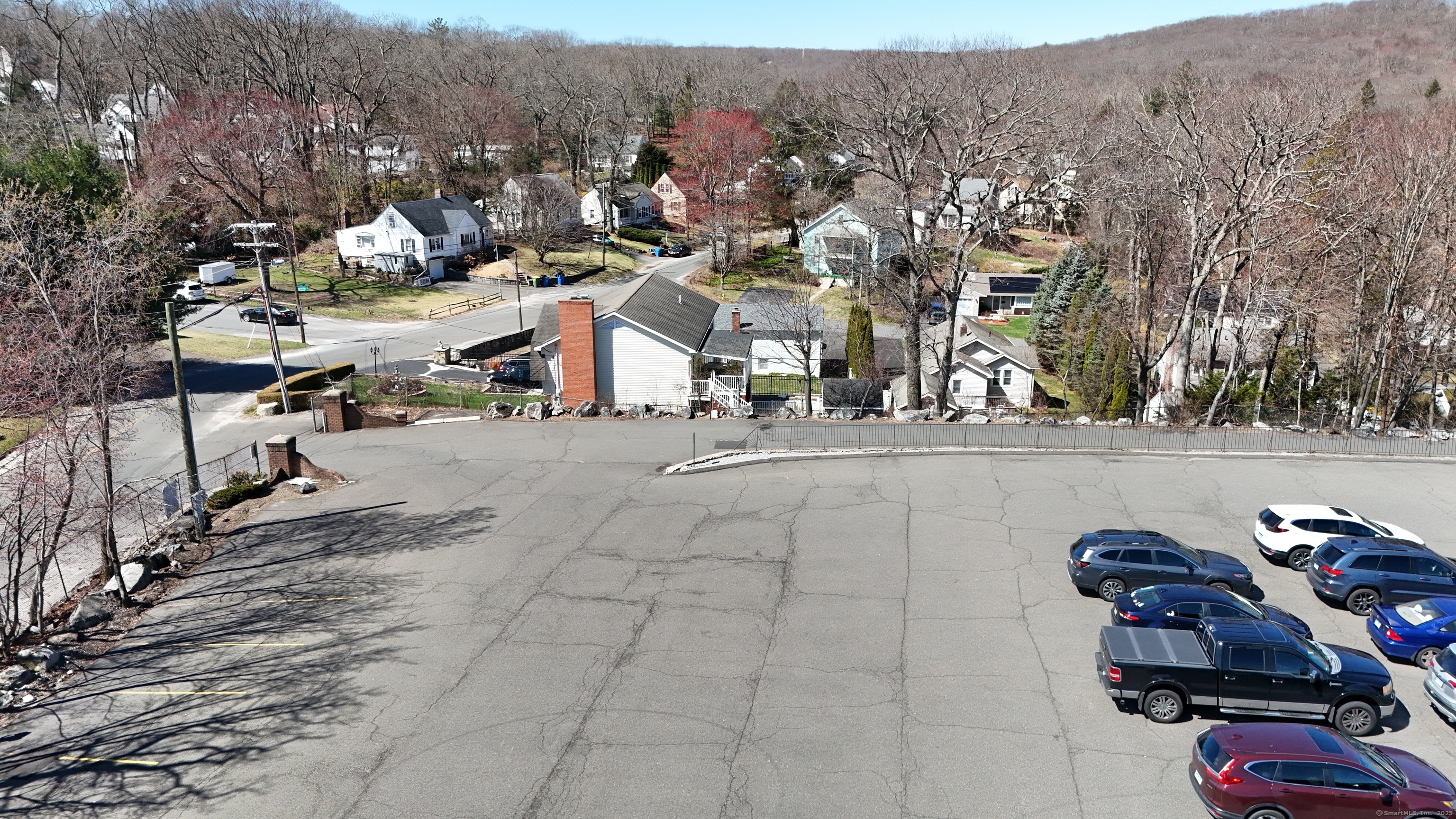 60 Westwood Ave Property Photo 5