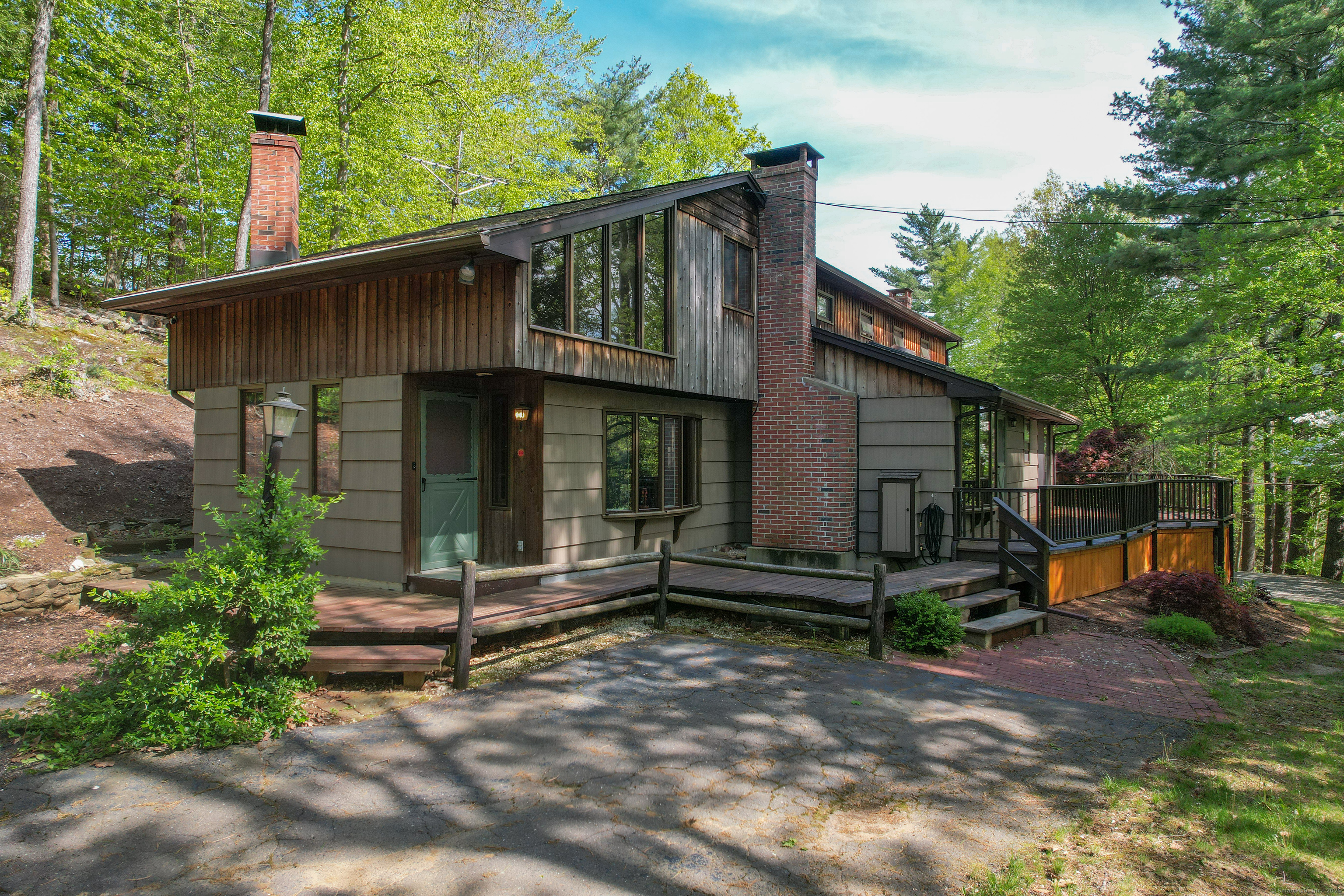 161 Center Hill Road Property Photo 1