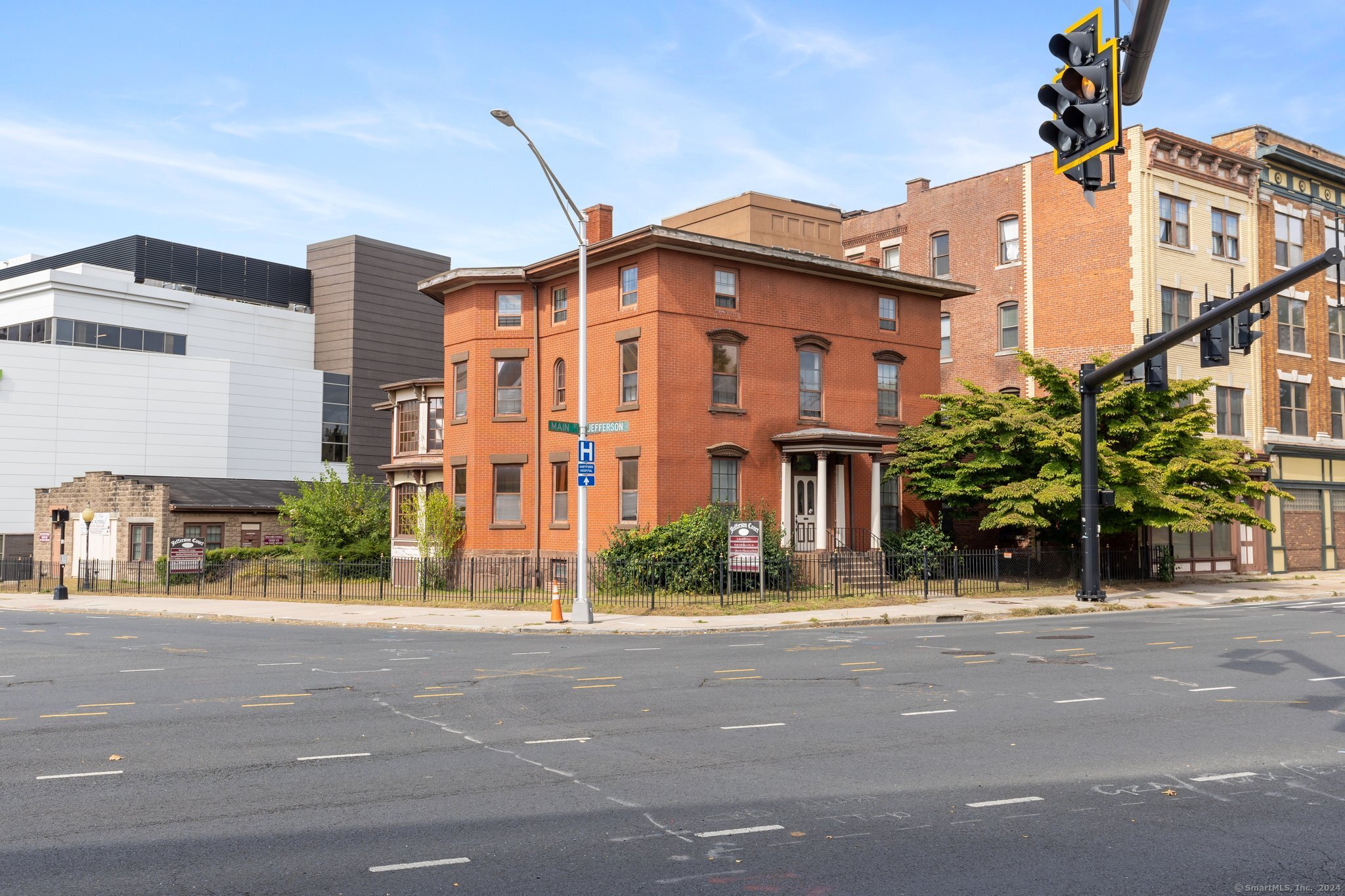 1 Main St Property Photo 1
