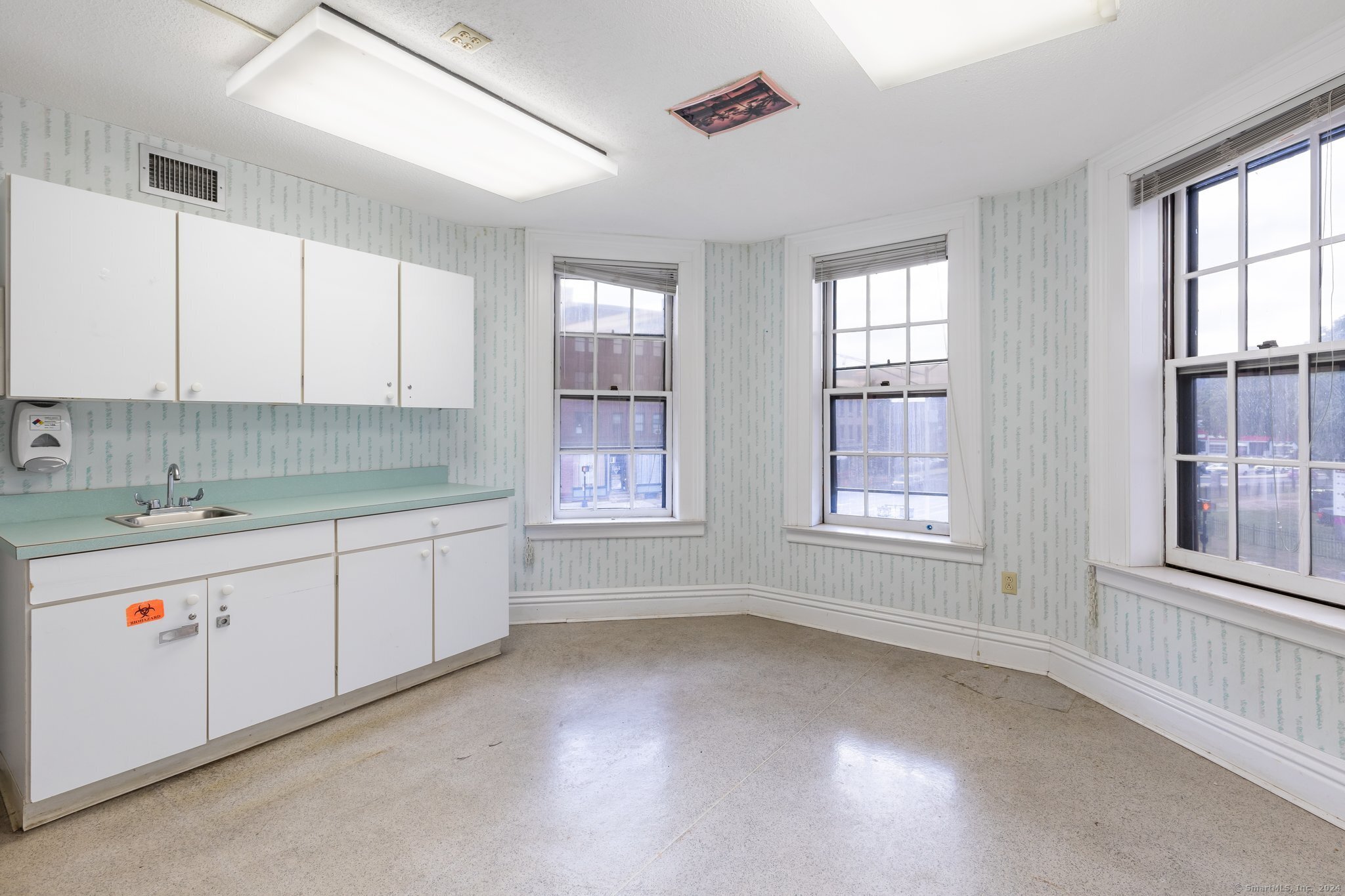 1 Main St Property Photo 25