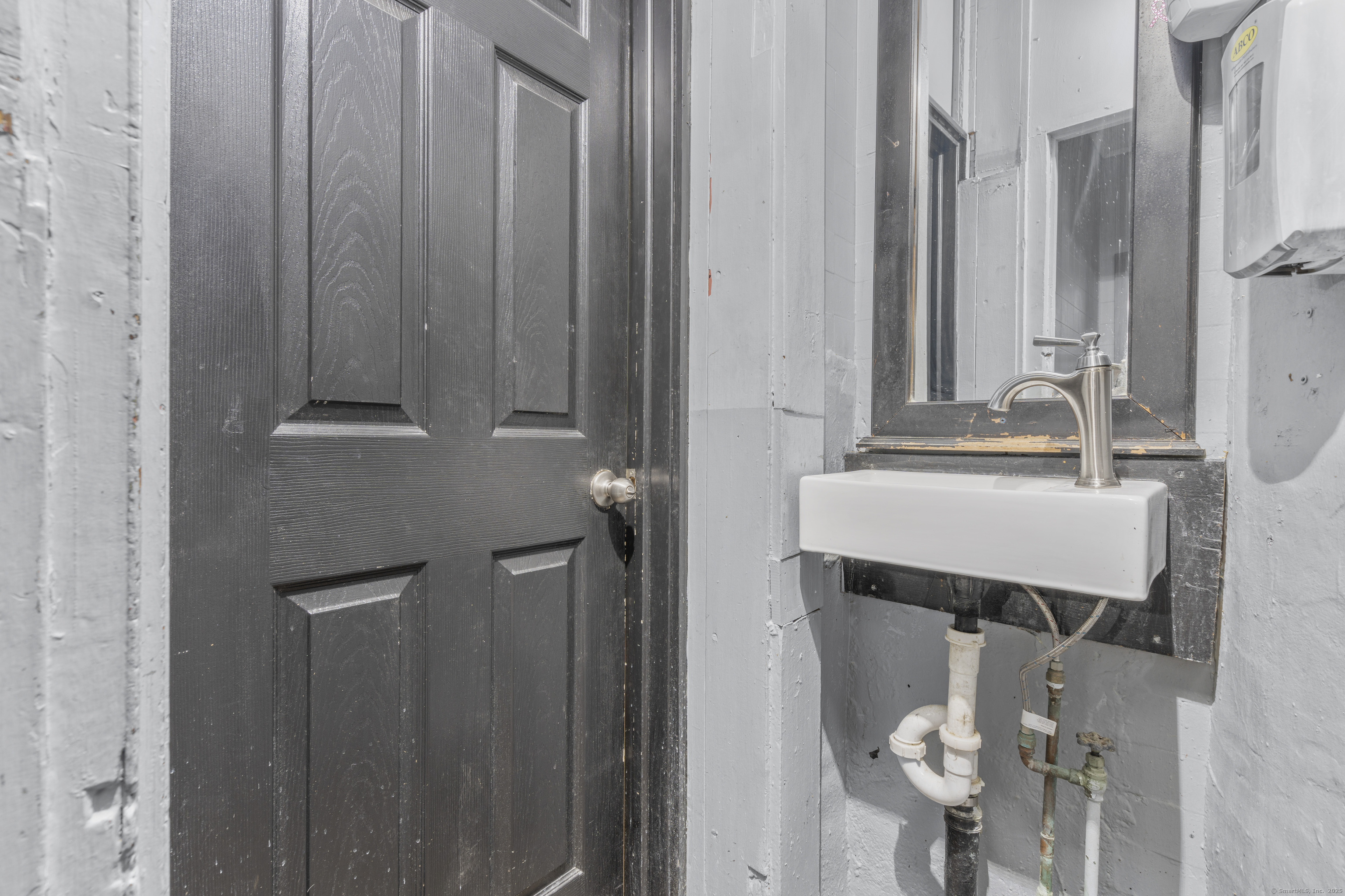 174 Arch St Property Photo 22