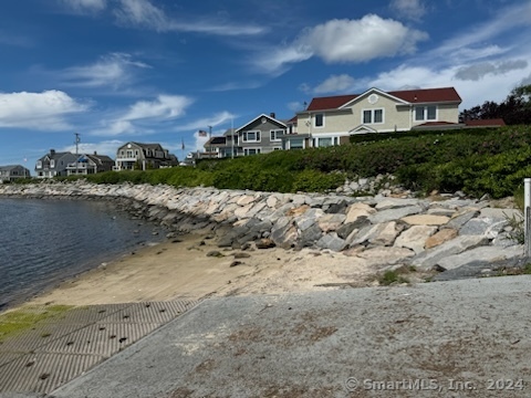 15 Griswold Road Property Photo 11