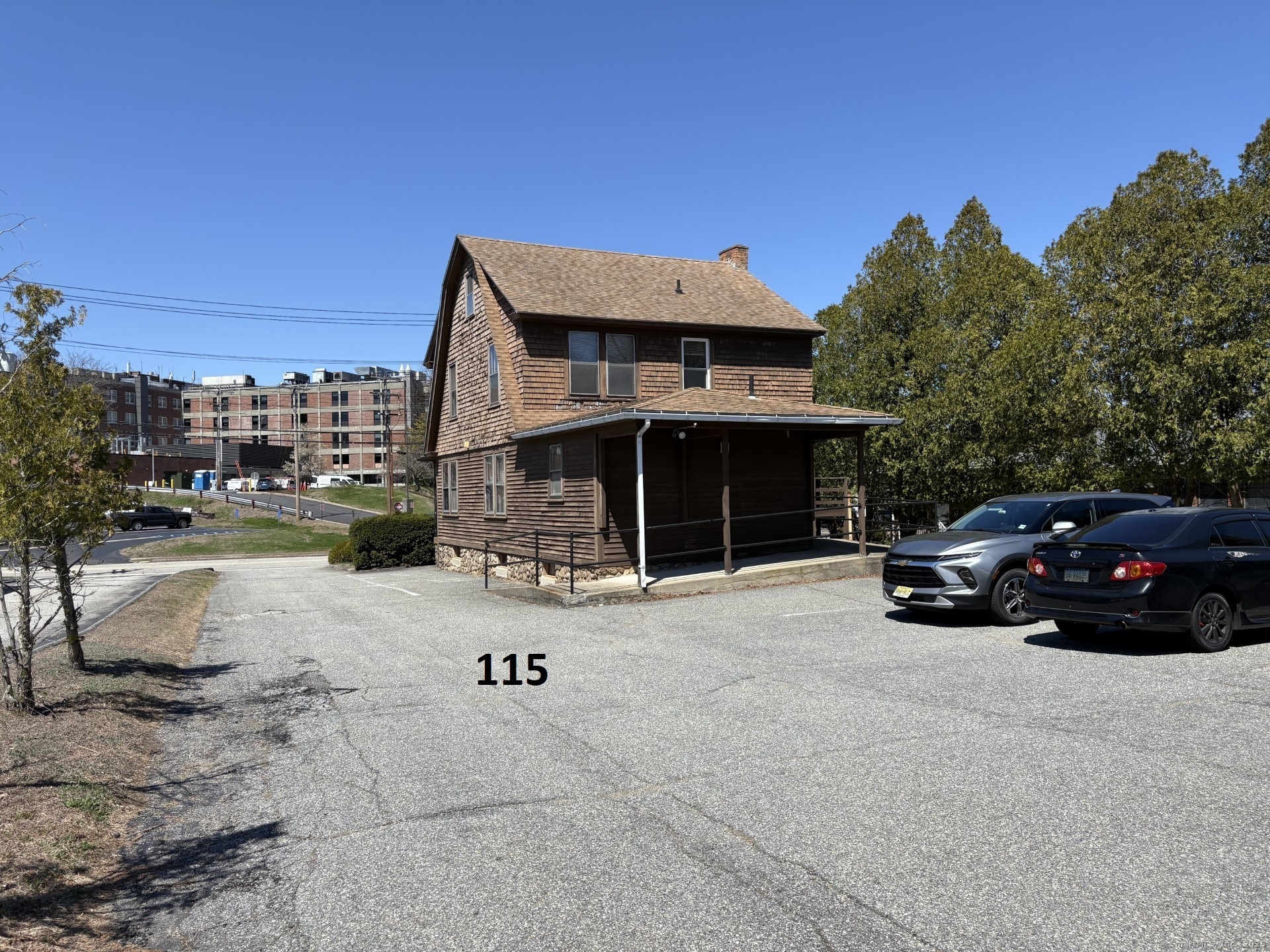 113-115 Lafayette St Property Photo 3