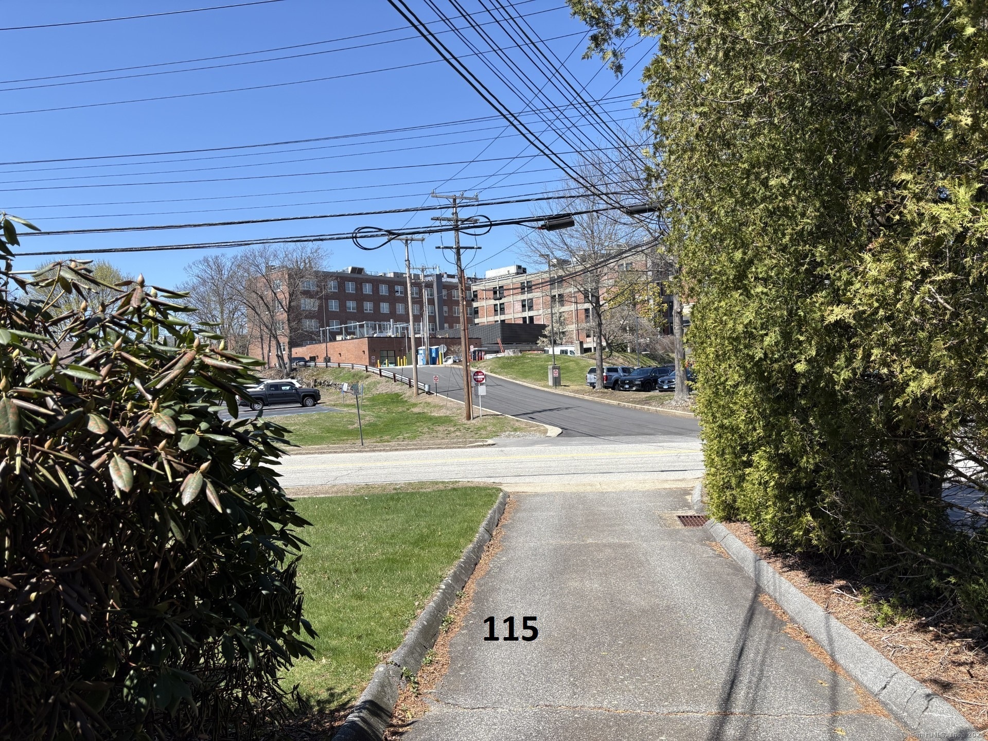 113-115 Lafayette St Property Photo 4