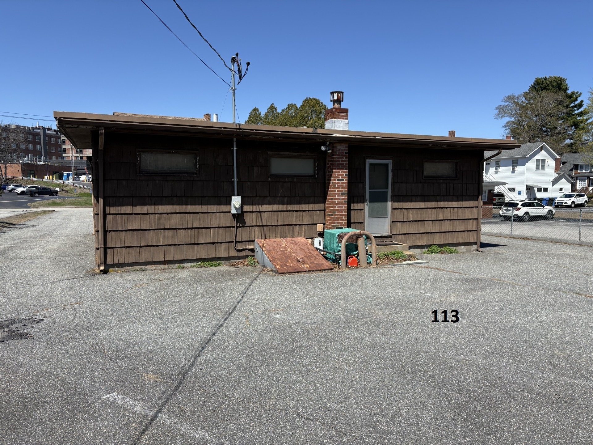 113-115 Lafayette St Property Photo 8