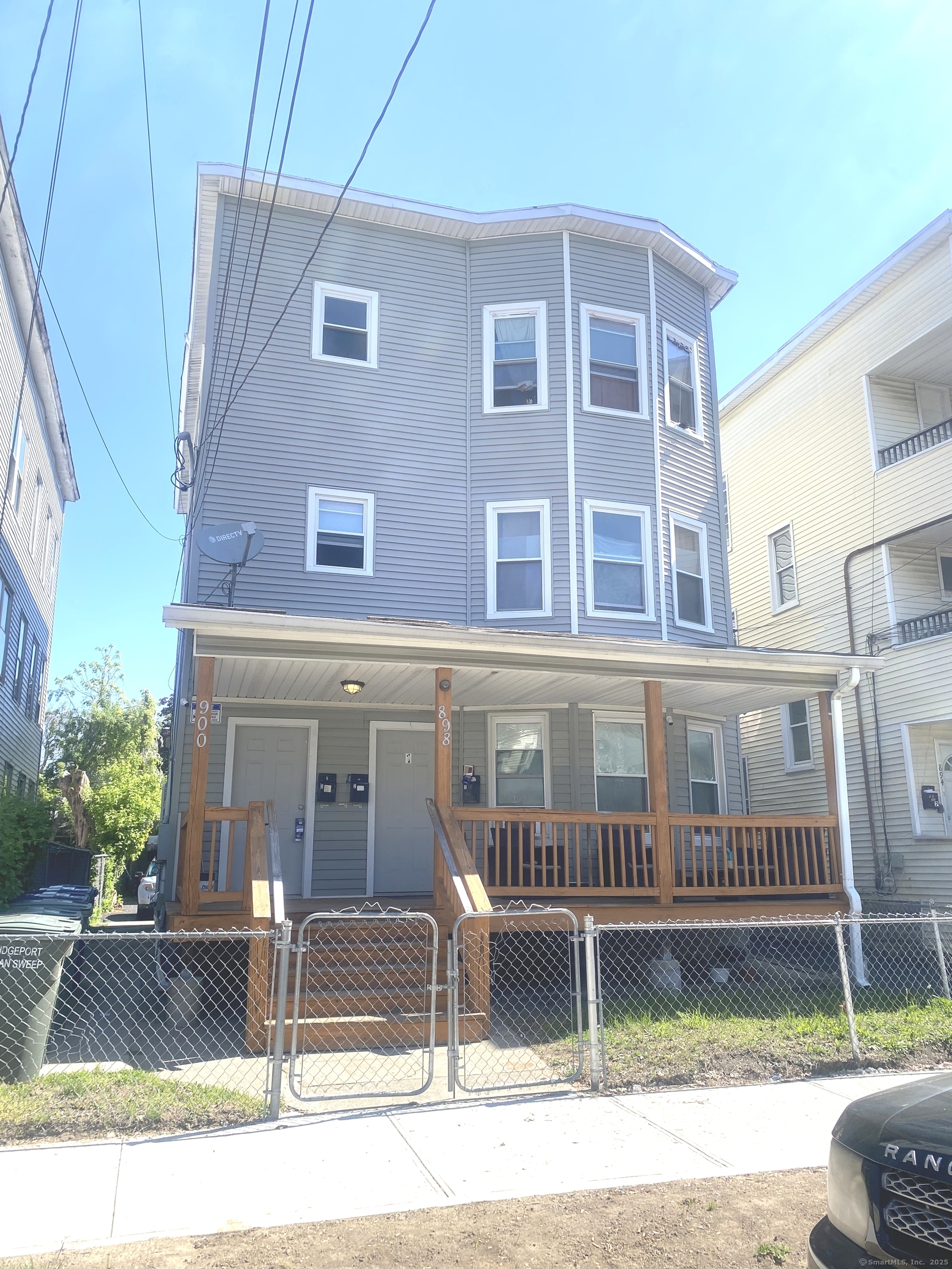 898 Hancock Avenue Property Photo 1