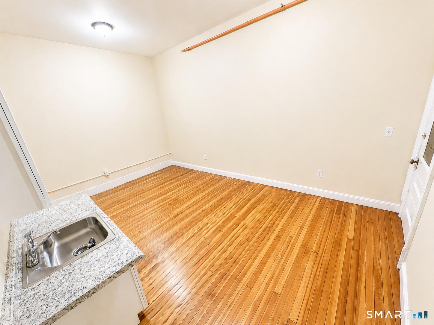 105 Bank 2d Street Property Photo 5