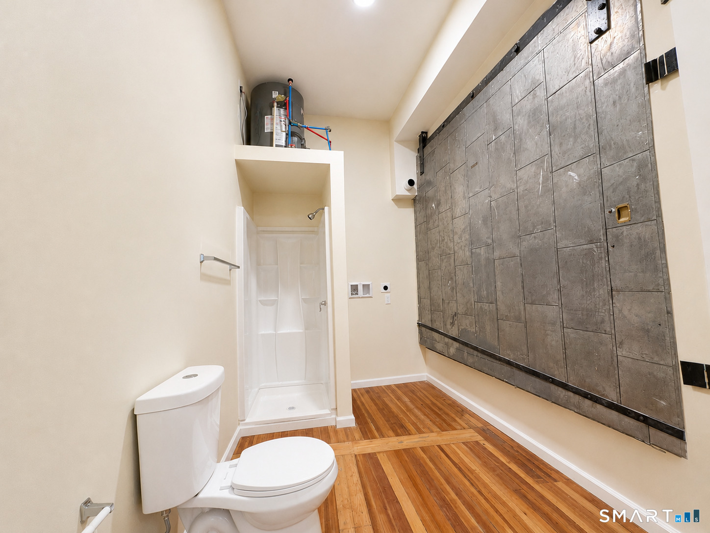 105 Bank 2d Street Property Photo 6