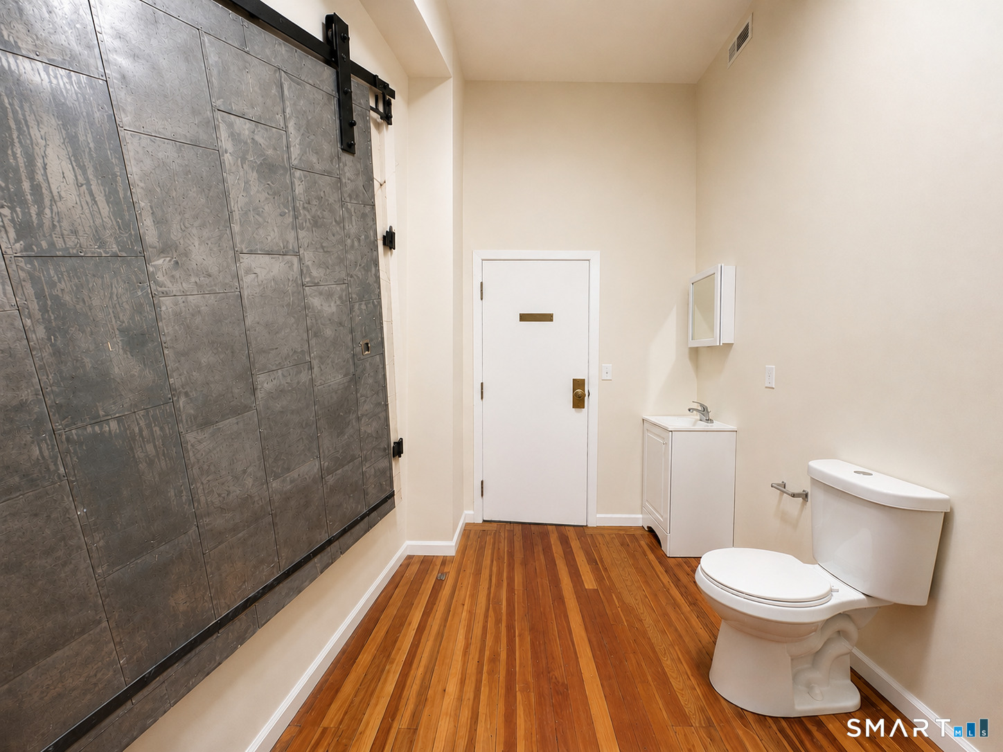 105 Bank 2d Street Property Photo 7